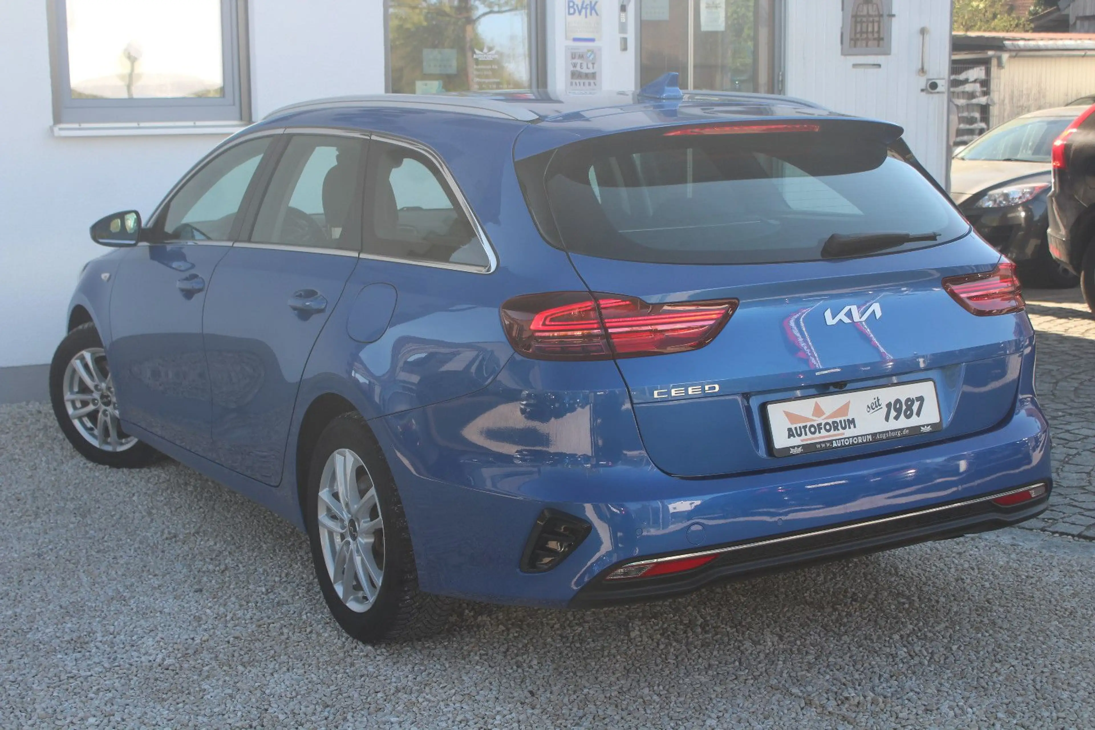 Kia Ceed SW / cee'd SW 1.6 CRDi Vision~ — photo 8