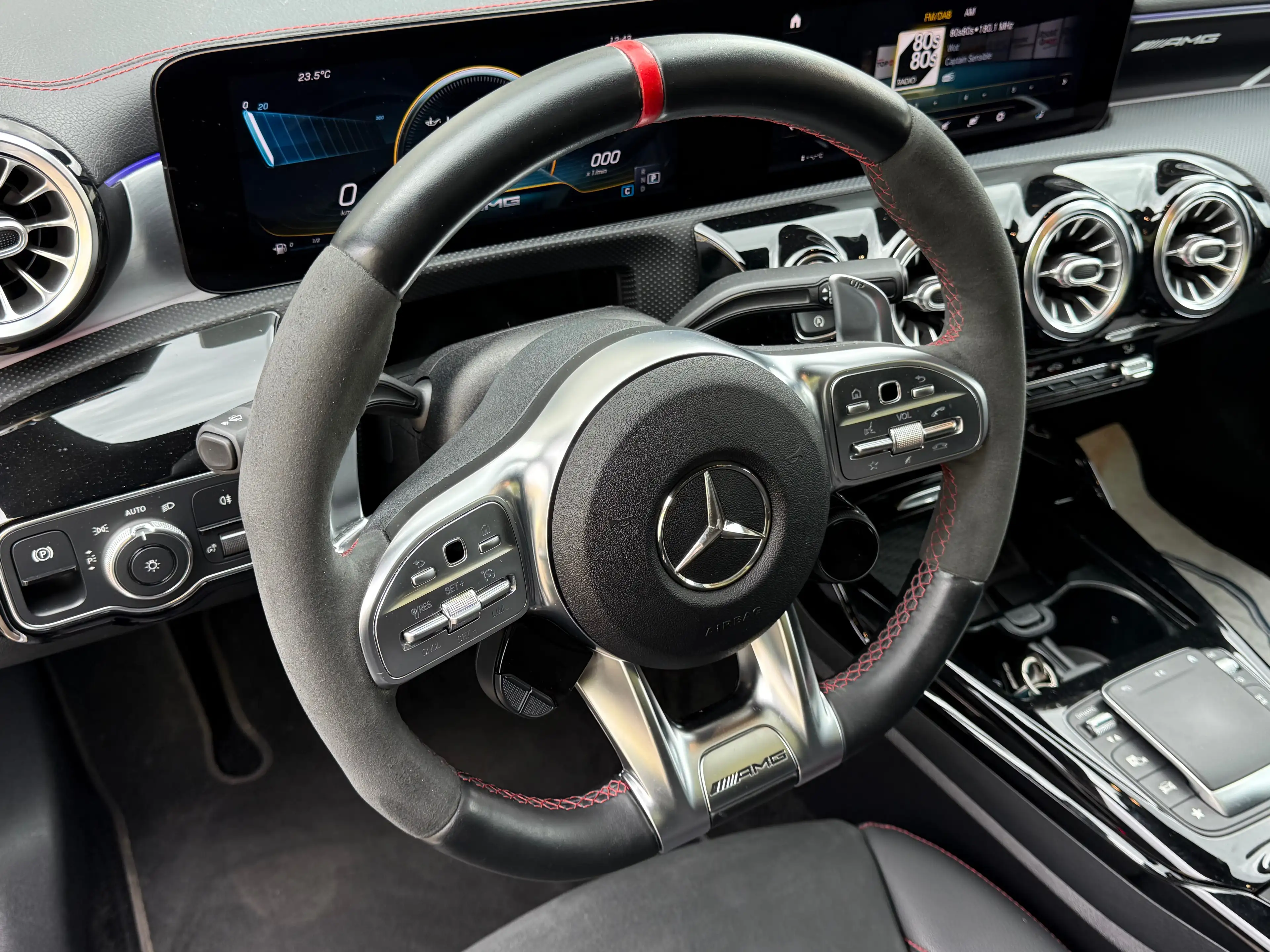 Mercedes-Benz CLA 45 AMG CLA 45 S AMG 4Matic Aerodynamik-Paket Panorama — photo 15