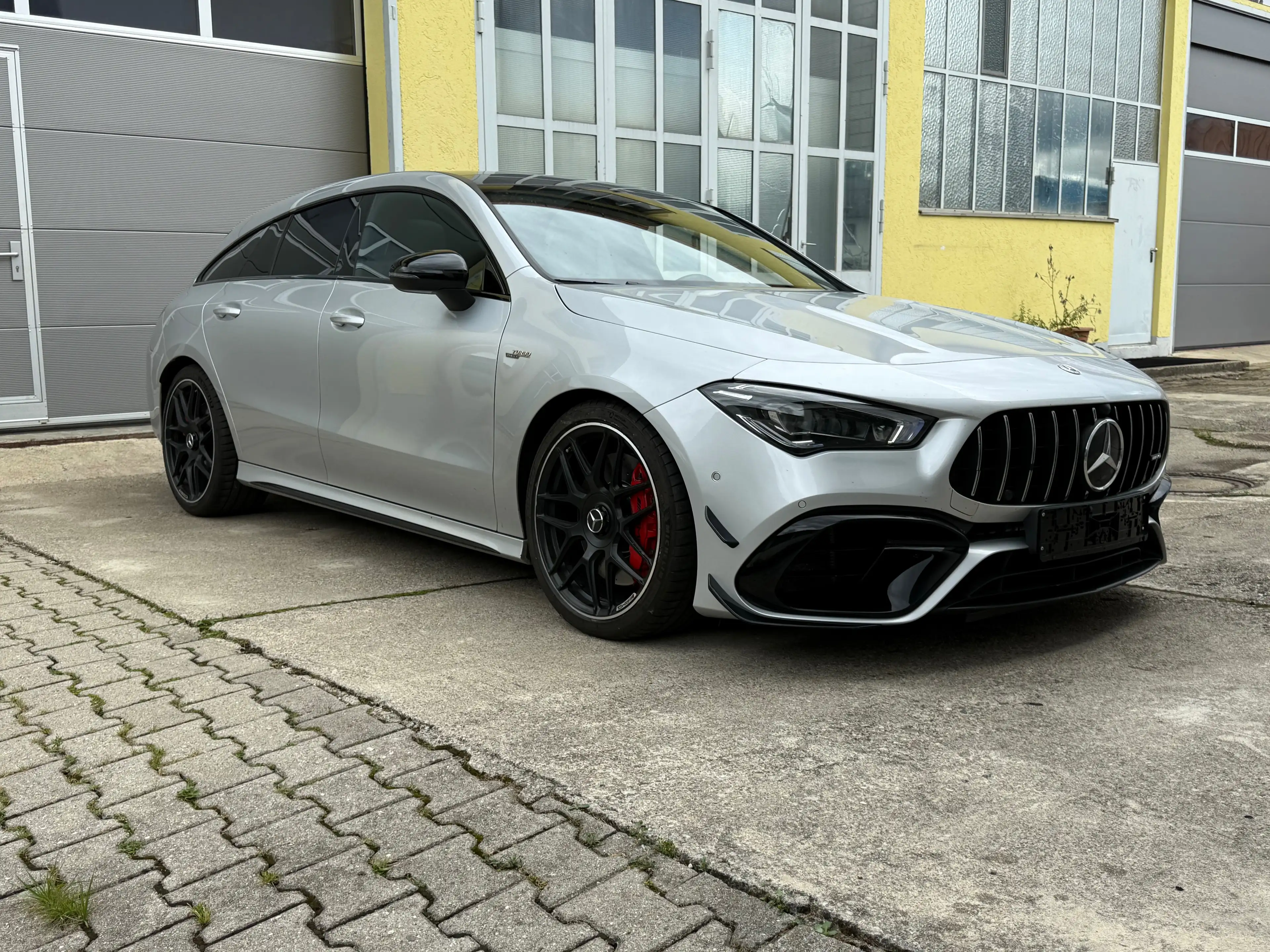 Mercedes-Benz CLA 45 AMG CLA 45 S AMG 4Matic Aerodynamik-Paket Panorama