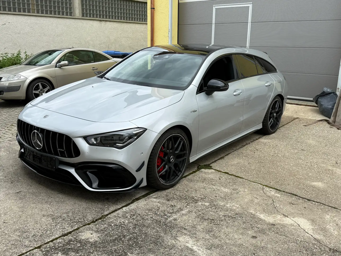 Mercedes-Benz CLA 45 AMG CLA 45 S AMG 4Matic Aerodynamik-Paket Panorama Silber - 2