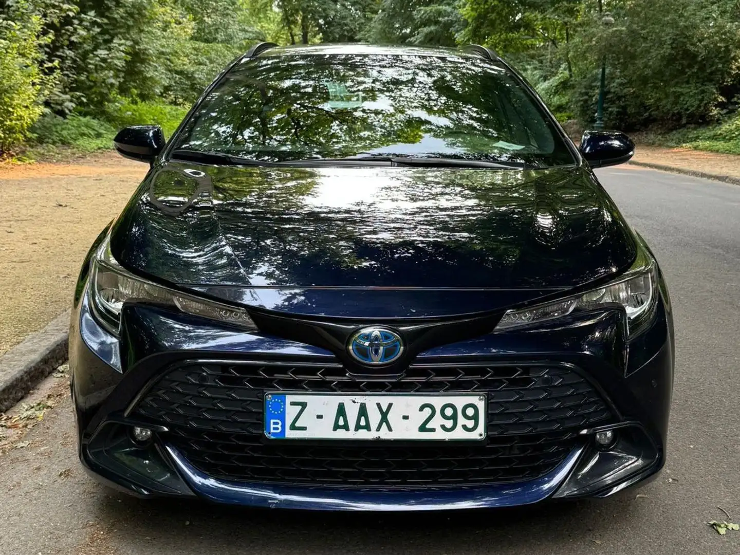 Toyota Corolla TS 1.8 Hybrid Dynamic e-CVT GPF Blauw - 2