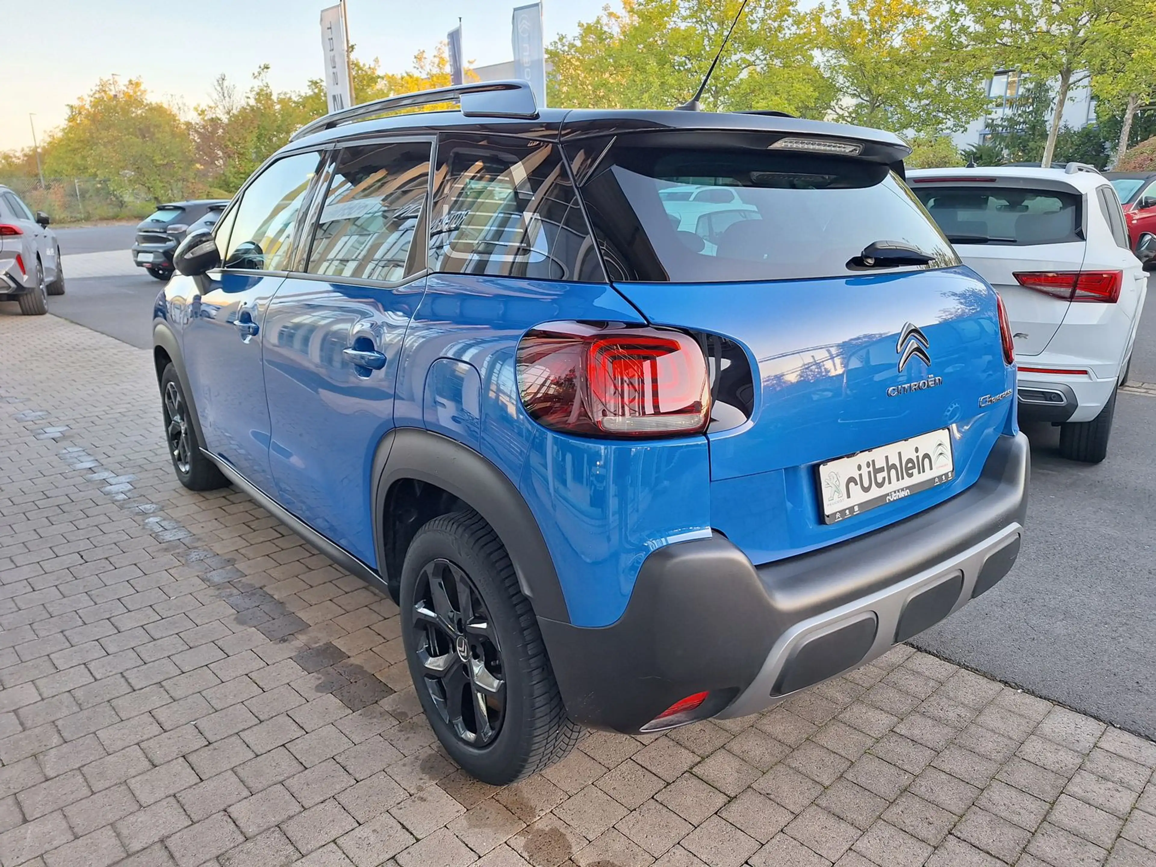 Citroen C3 Aircross C3 Aircross 1.2 PureTech 130 Shine S&S (EU6d) — photo 6
