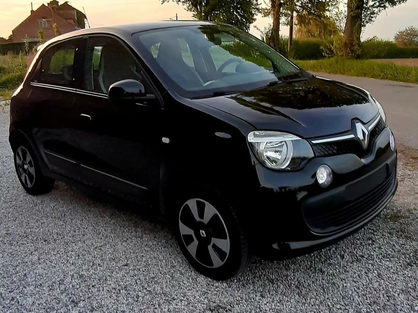 Renault Twingo 1.0i SCe Fashion Line S&S Zwart - 1