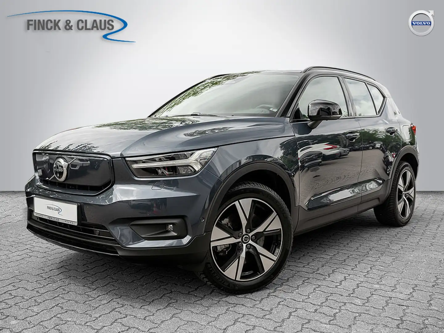 Volvo XC40 Recharge Pro Blauw - 1