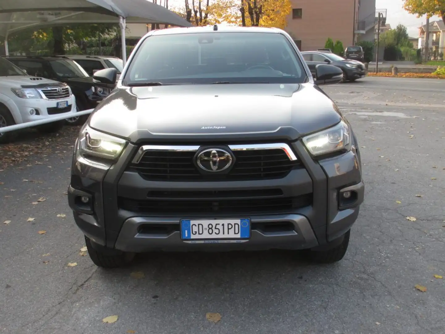 Toyota Hilux OK NEOPATENTATI !! 2.8 D 4WD Double Cab Invincible Grigio - 2