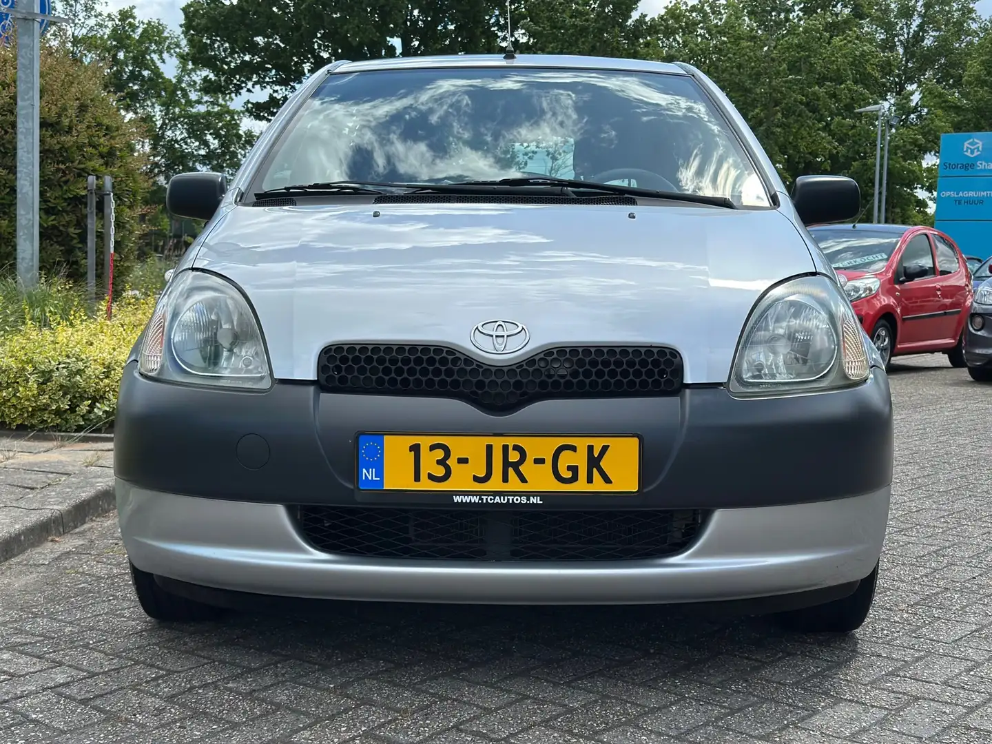 Toyota Yaris 1.0-16V VVT-i YORIN 1e eigenaar nap Gris - 2