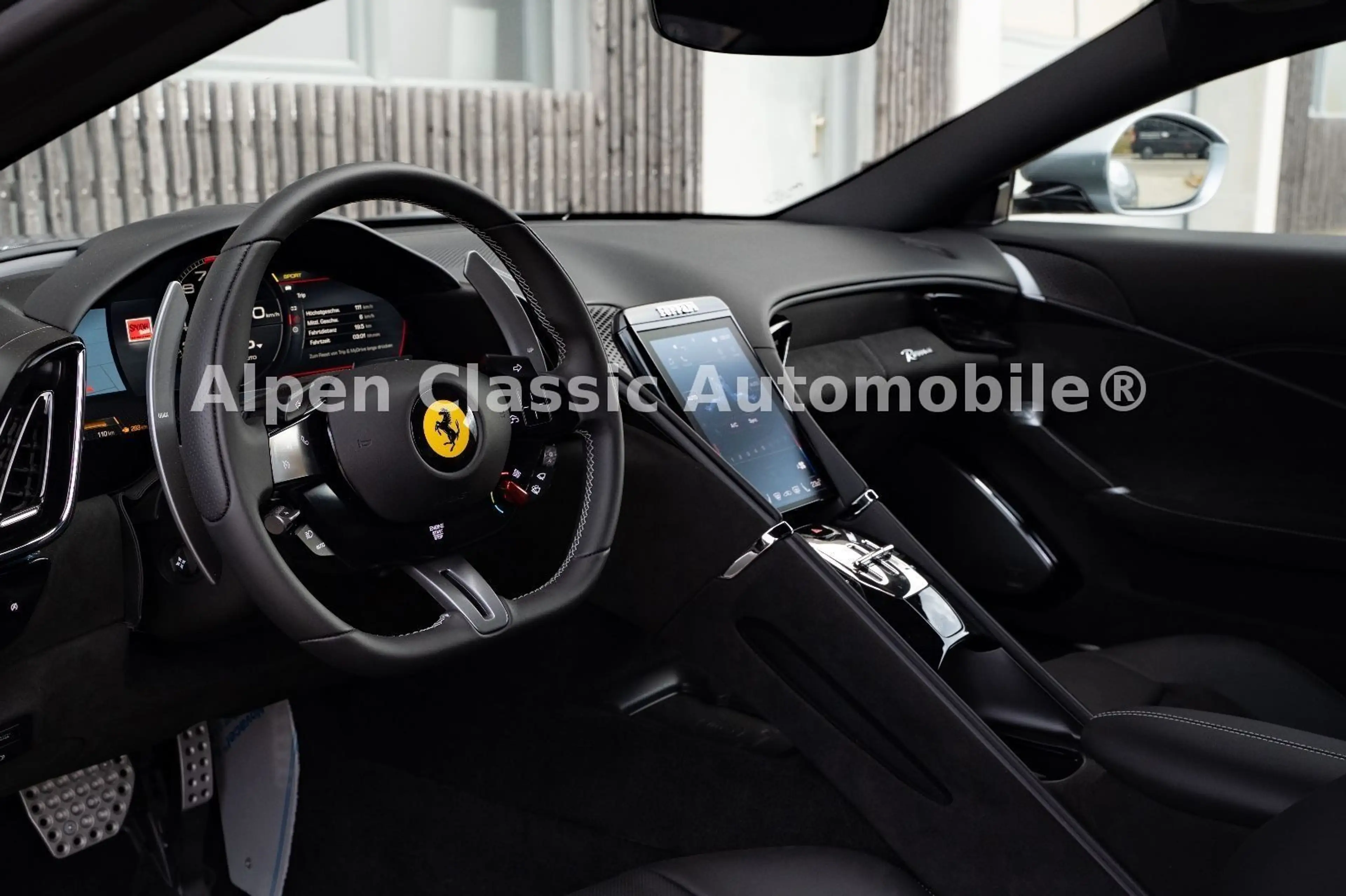 Ferrari Roma Kamera JBL Sound LED — photo 5