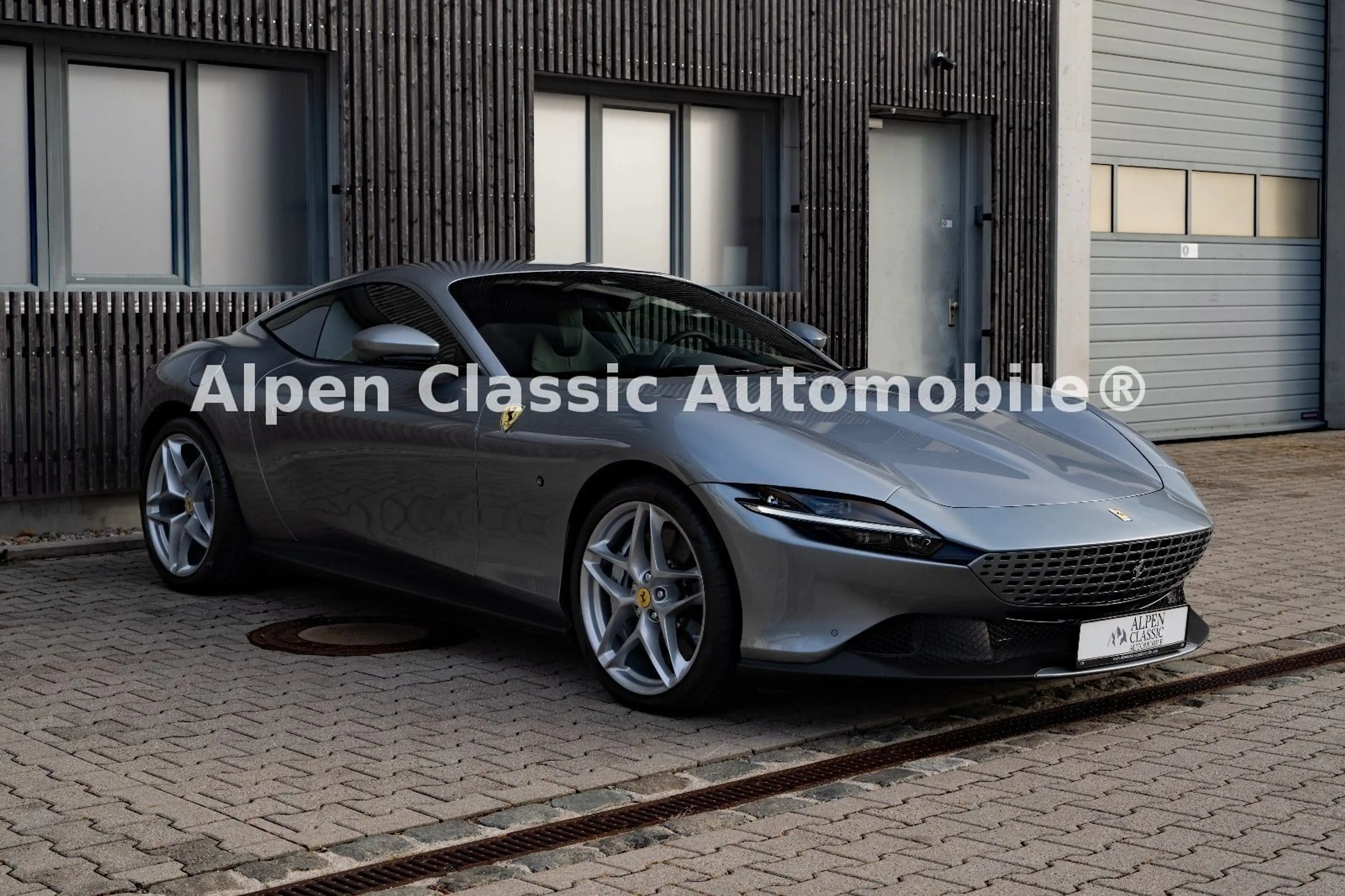Ferrari Roma Kamera JBL Sound LED — photo 11