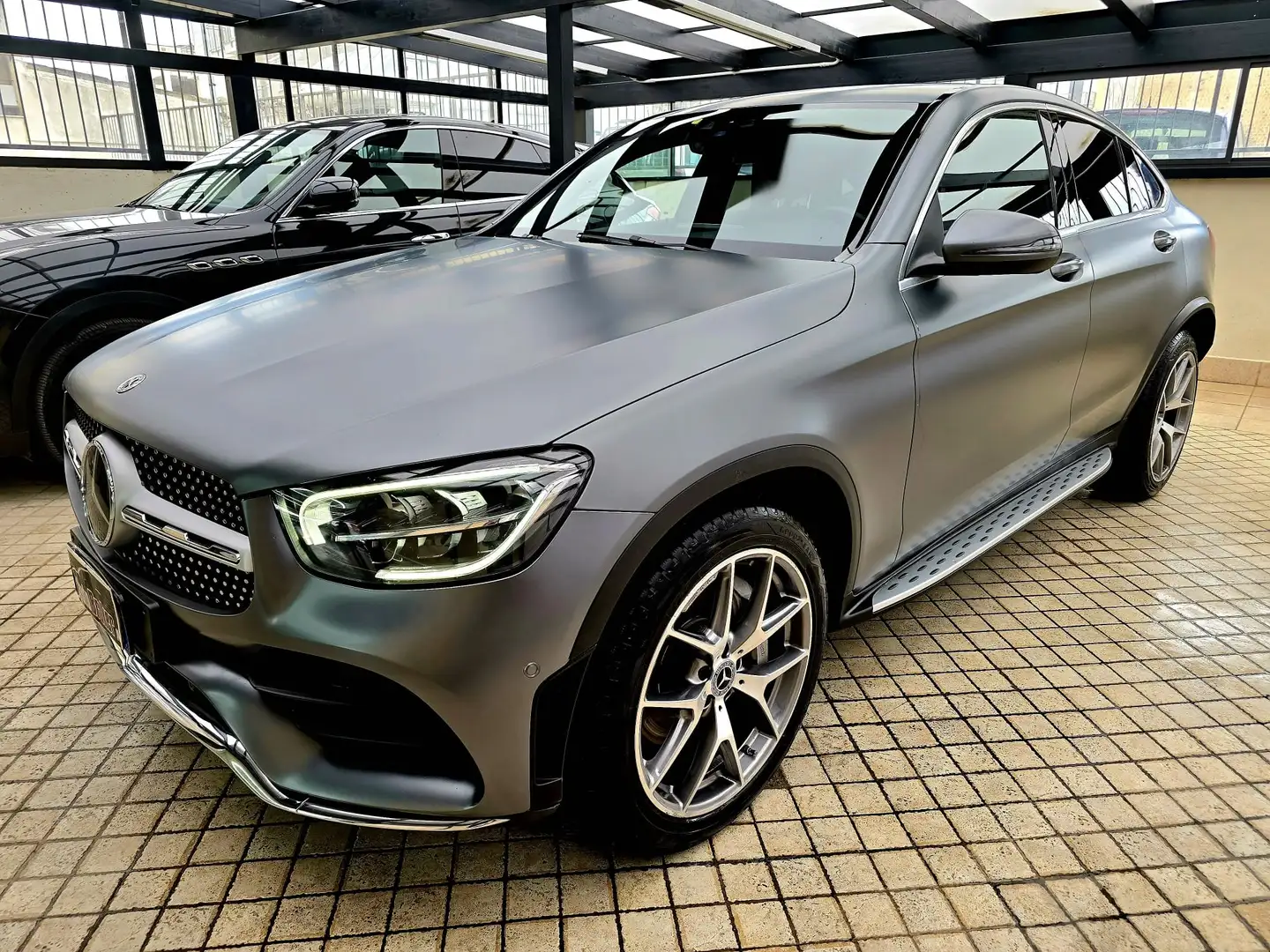 Mercedes-Benz GLC 220 d PREMIUM PLUS AMG 4matic - UFFICIALE IVA ESPOSTA Gris - 2