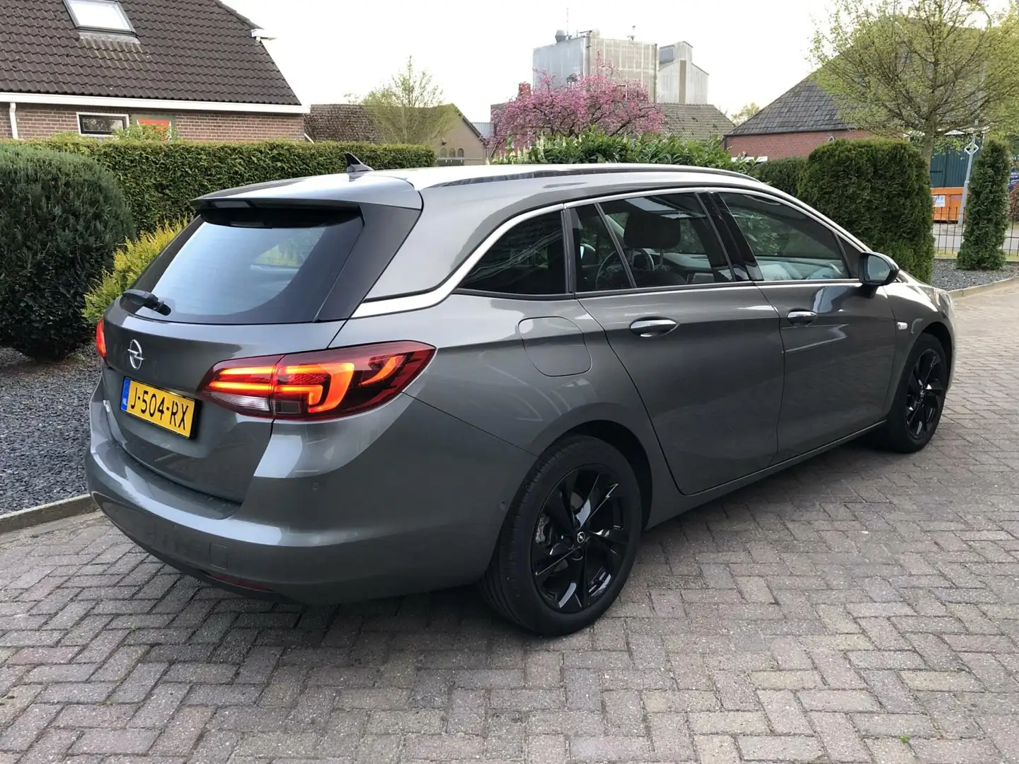 Opel Astra Sports Tourer 1.2 Elegance 2020 Grijs - 2