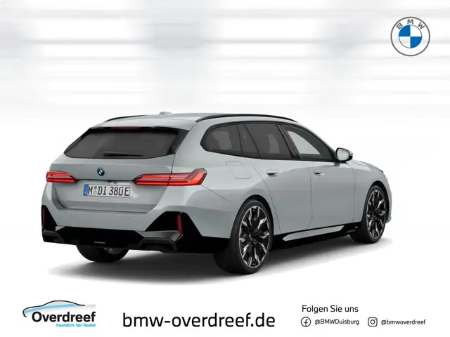 BMW i5 view 2