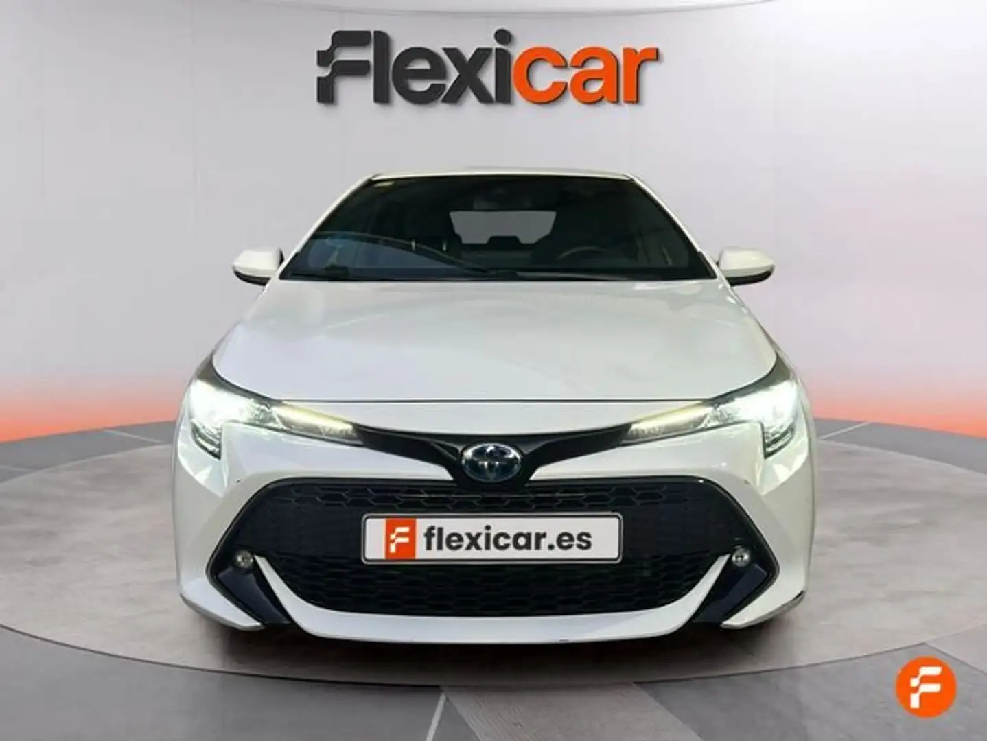 Toyota Corolla 125H Active Tech Blanco - 2