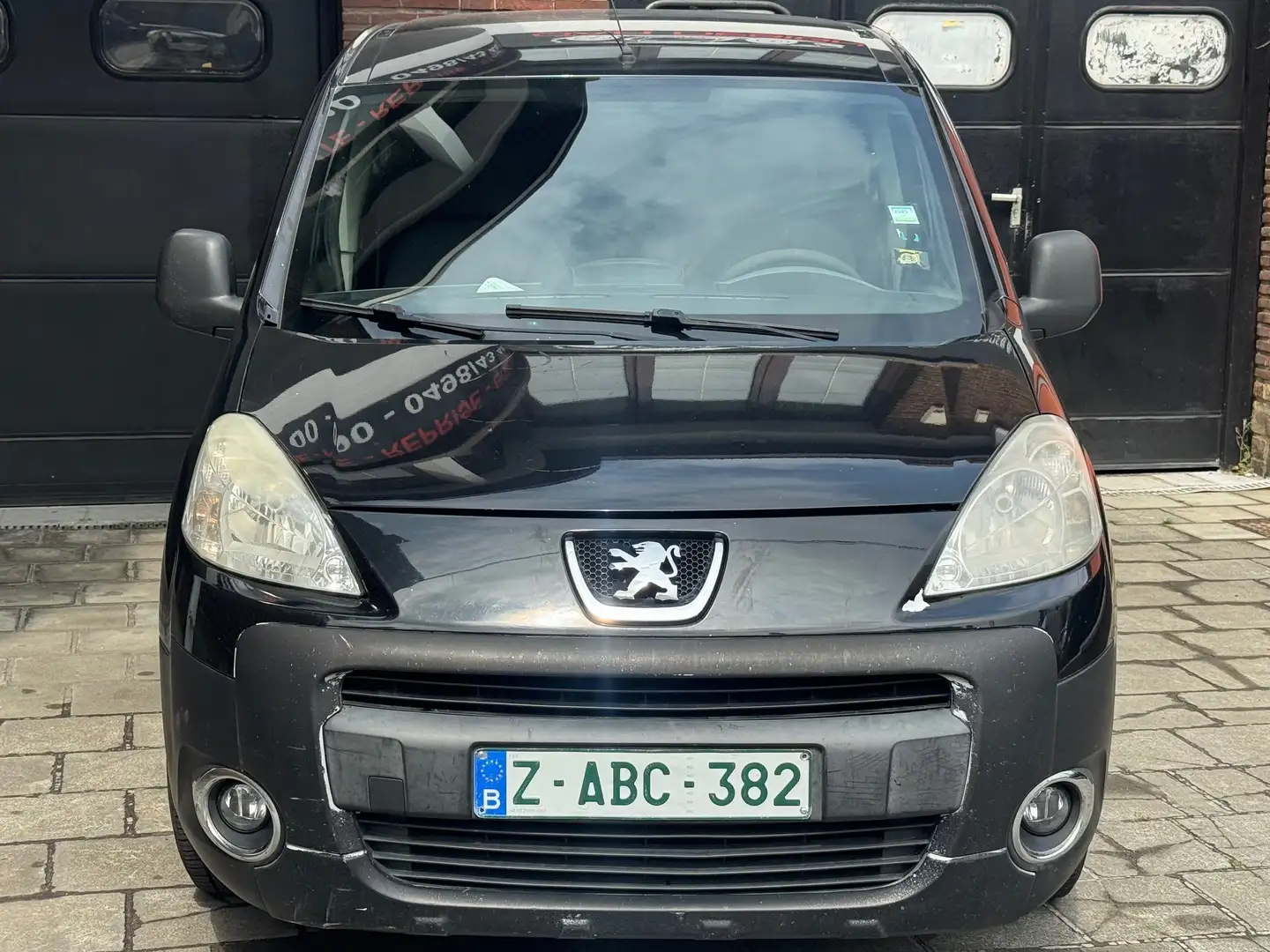Peugeot Partner 1.6 HDi / 2011 / 275.000km Noir - 2