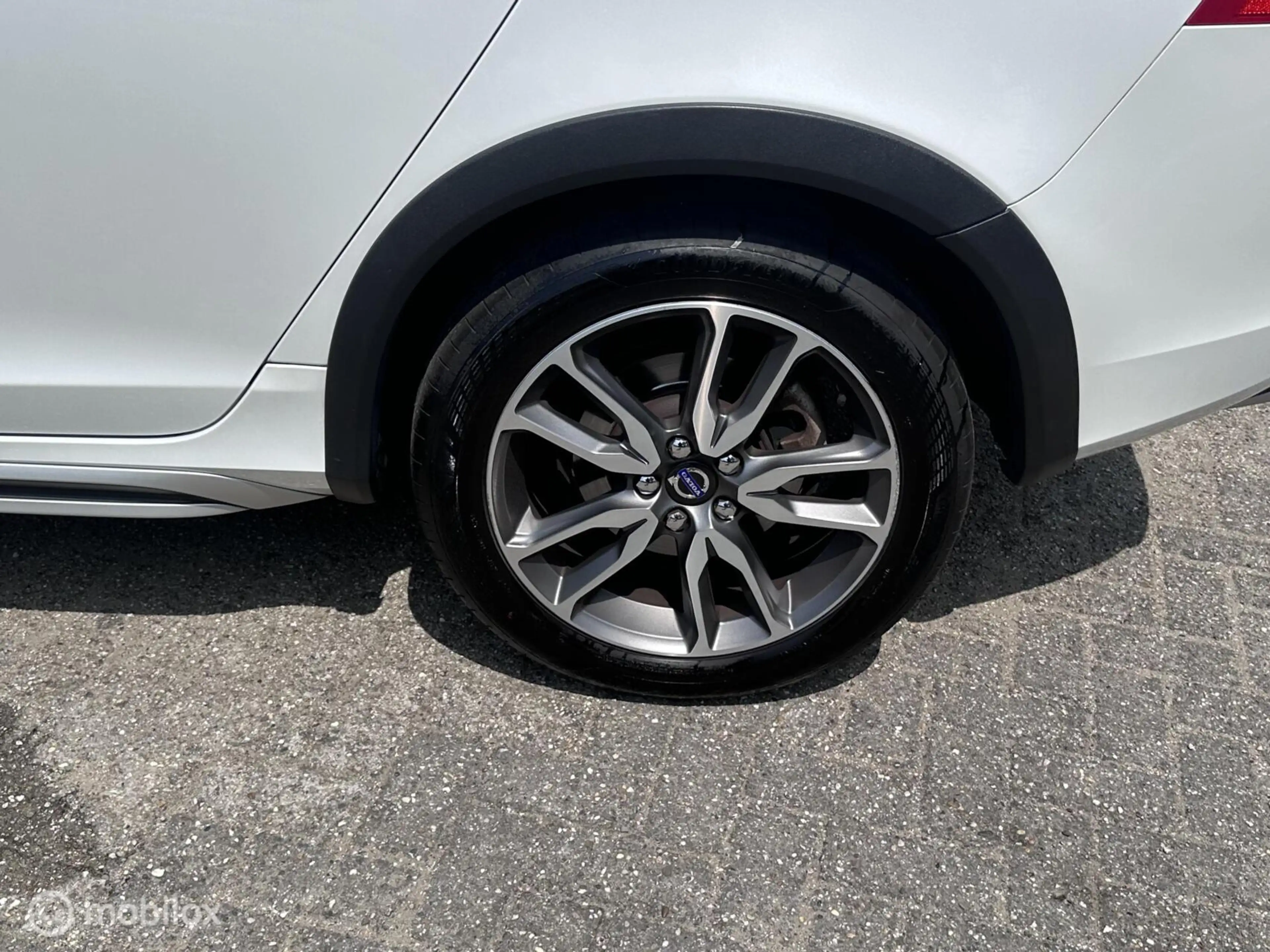 Volvo V60 Cross Country D4 Summum|Standkachel|Navi|Trekhaak|Stoelverwarmin — photo 41