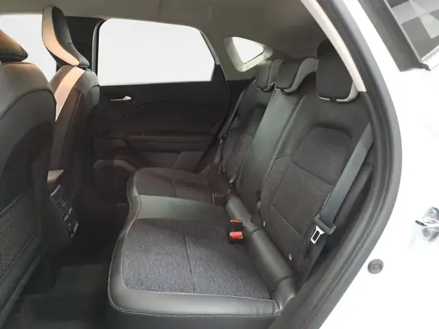 Renault Captur view 12