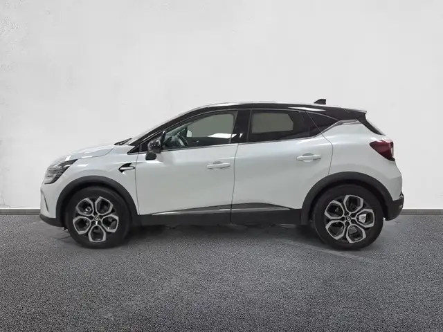 Renault Captur view 4