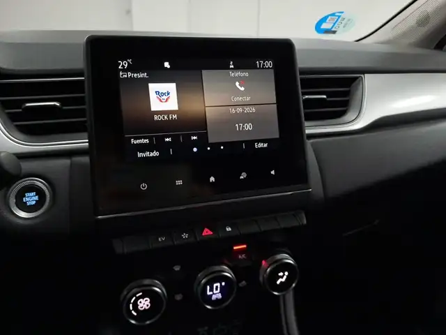 Renault Captur view 14