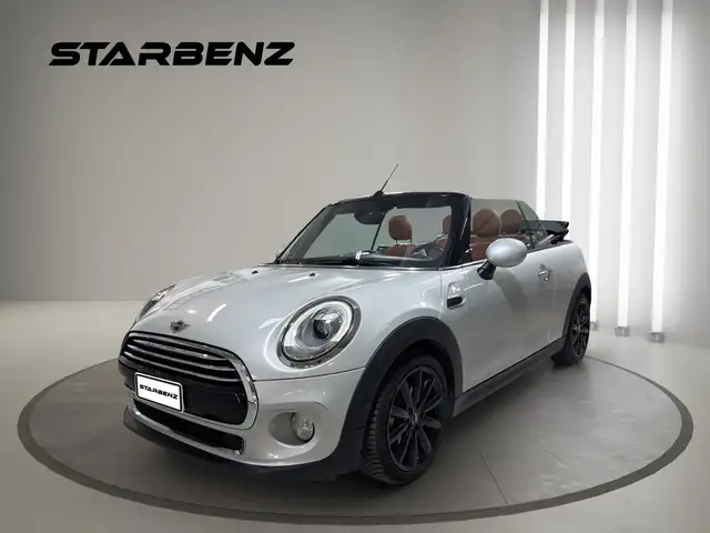 MINI Cooper Cabrio Mini IV F57 2016 Cabrio 1.5 Hype auto