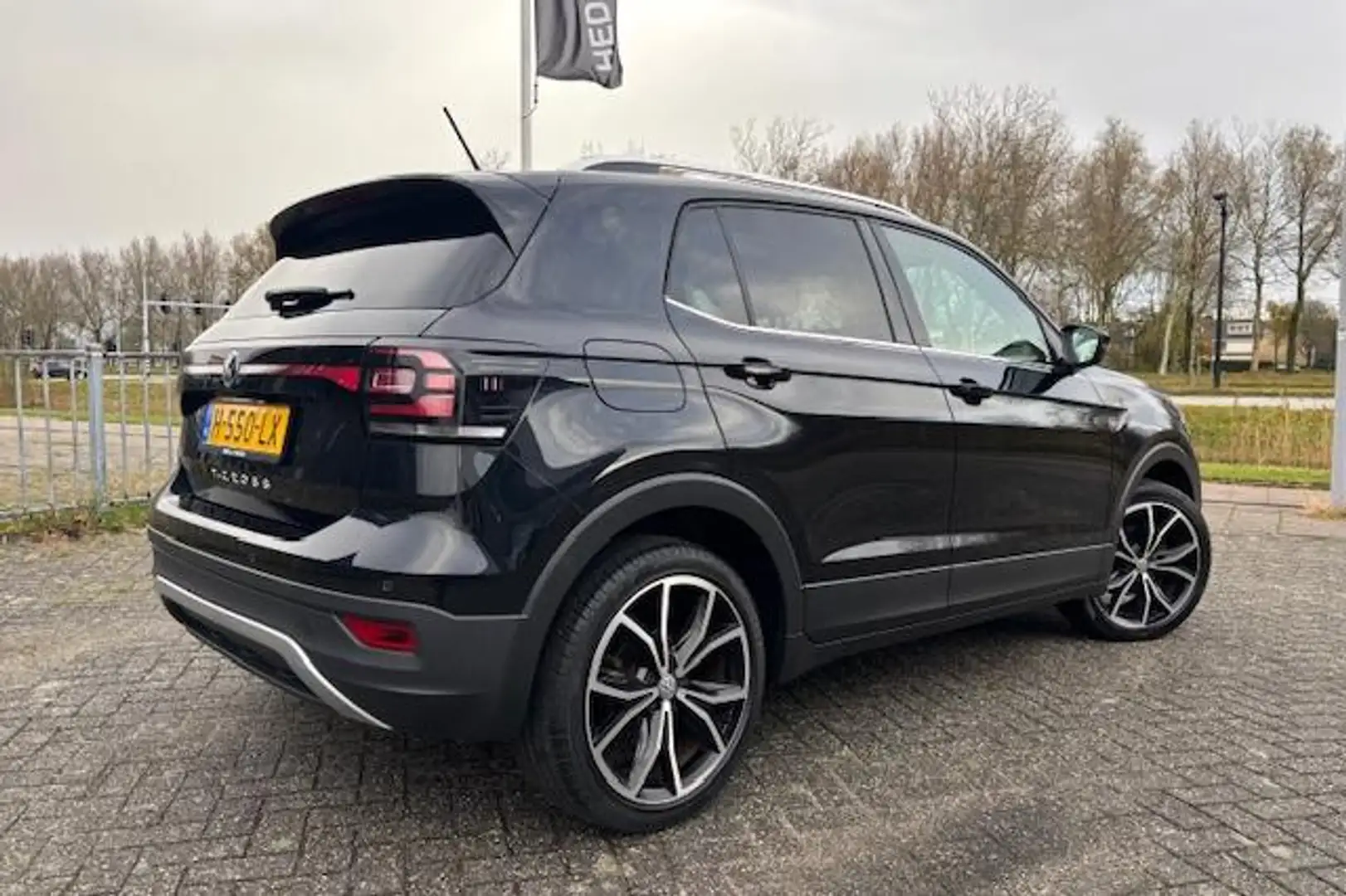 Volkswagen T-Cross 1.0 TSI 116PK Style Automaat Noir - 2