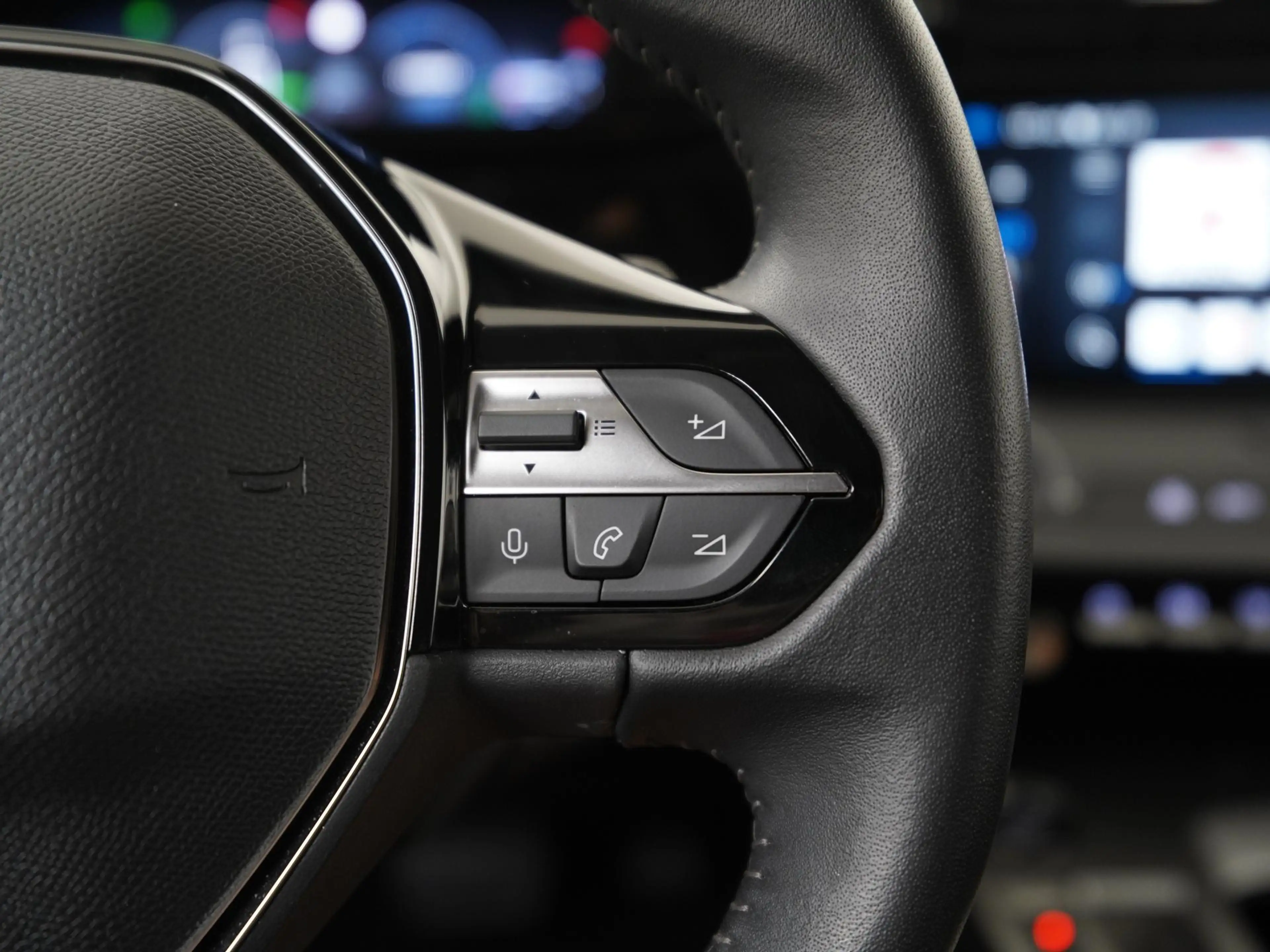 Peugeot 408 1.6 HYbrid 225 EAT8 Allure | 19" | ACC | CarPlay | — photo 10