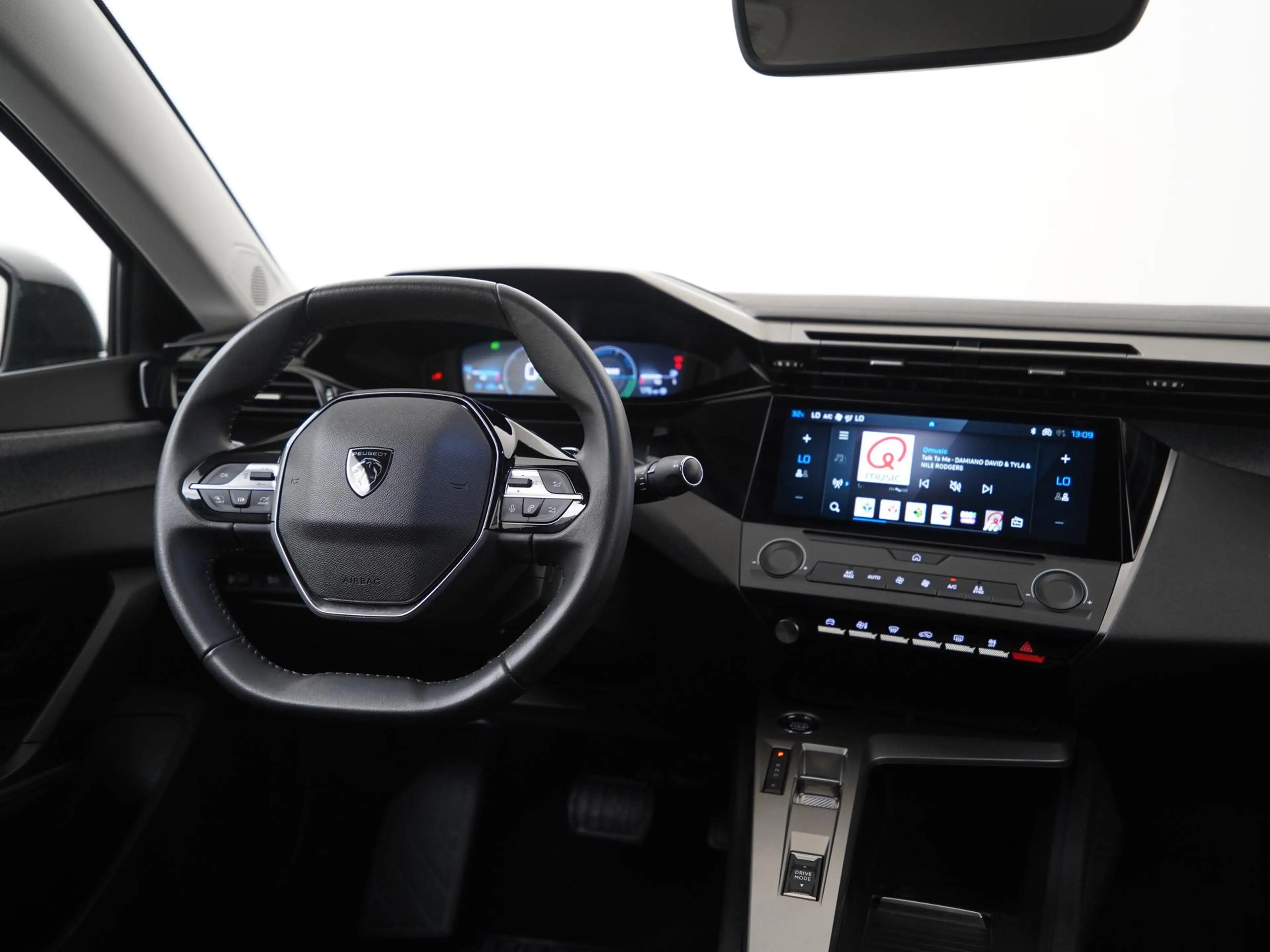 Peugeot 408 1.6 HYbrid 225 EAT8 Allure | 19" | ACC | CarPlay | — photo 6