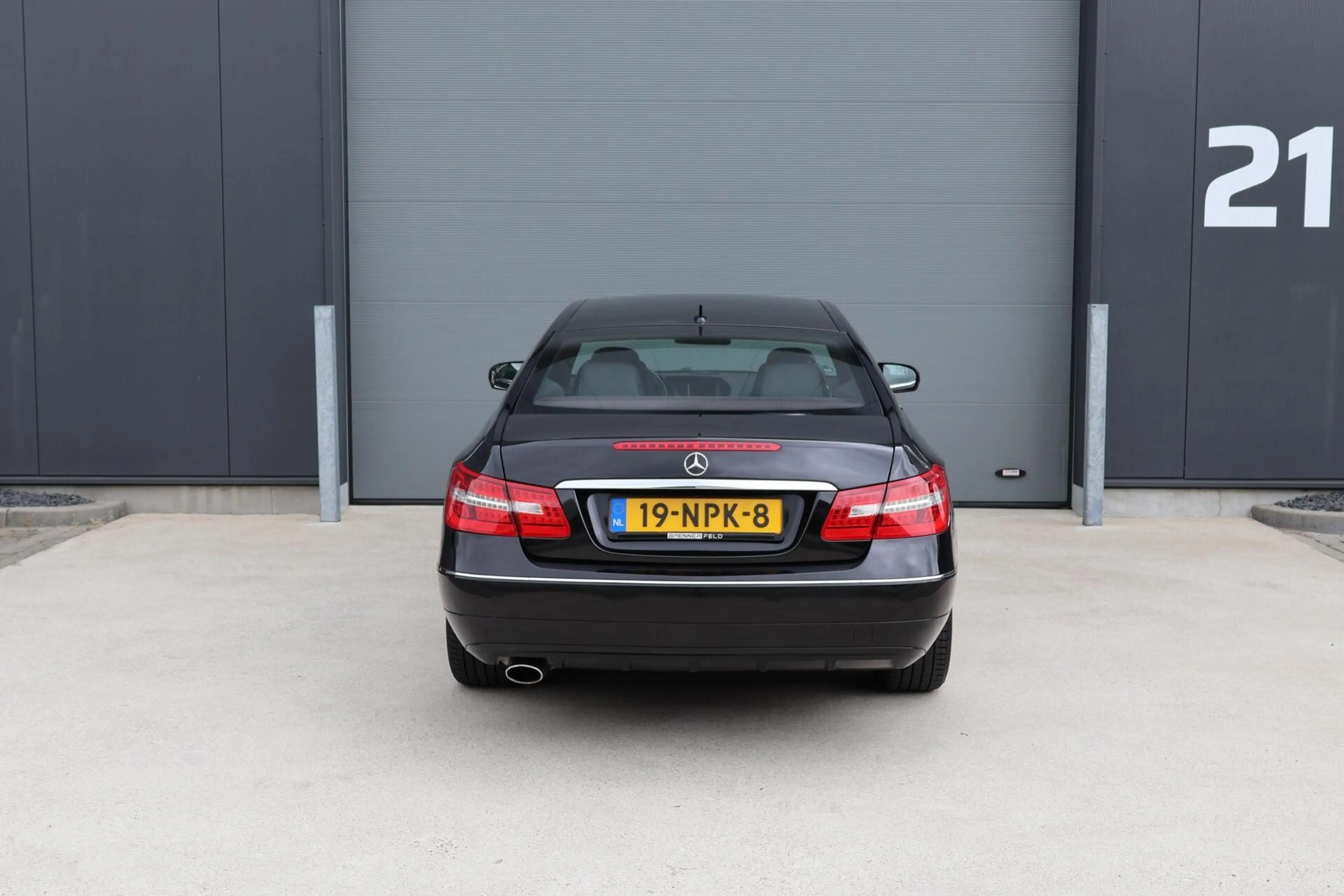 Mercedes-Benz E 250 Coupé CGI Elegance / Automaat / Stoelverwarming / — photo 5