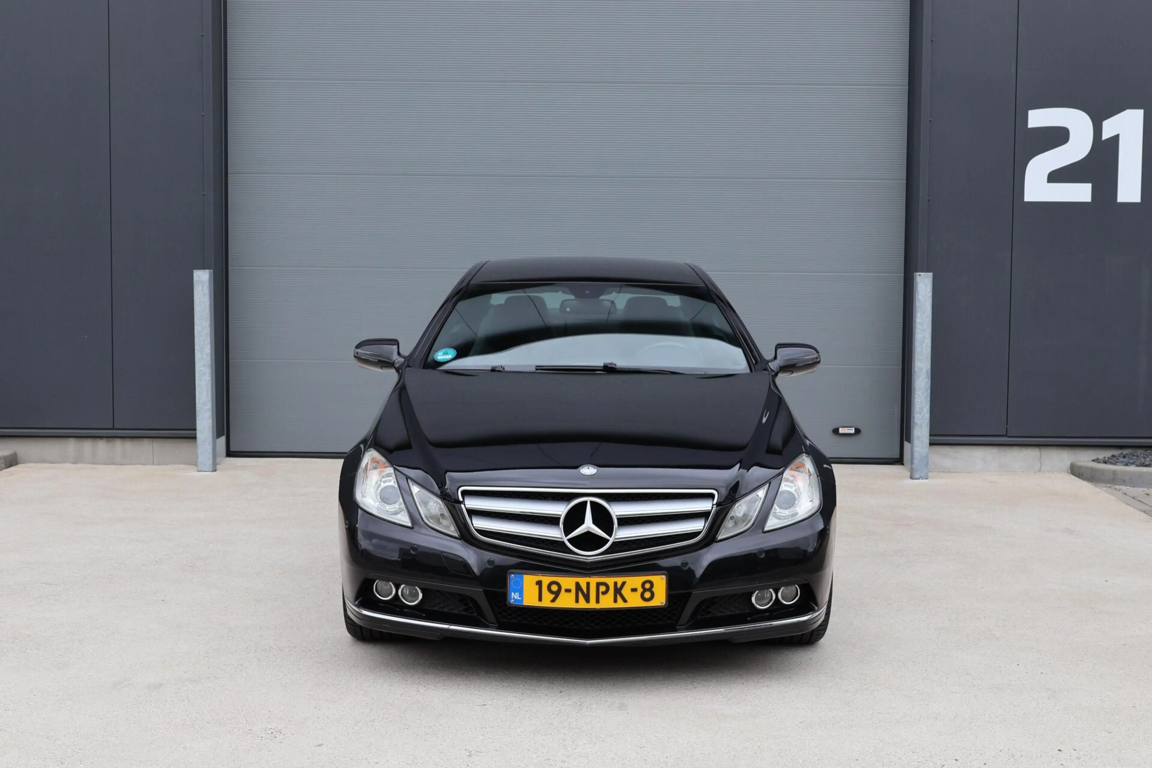 Mercedes-Benz E 250 Coupé CGI Elegance / Automaat / Stoelverwarming / — photo 2