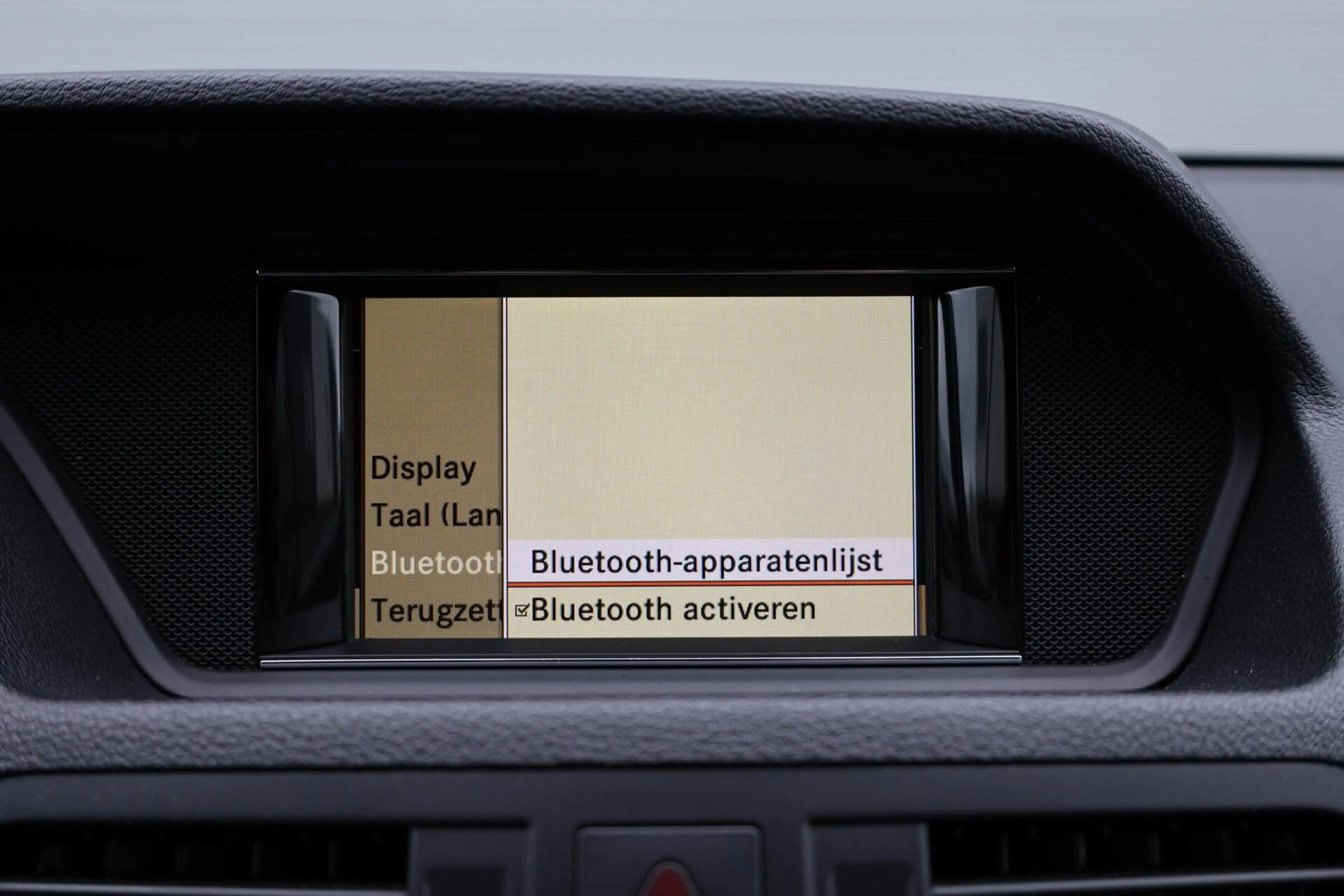 Mercedes-Benz E 250 Coupé CGI Elegance / Automaat / Stoelverwarming / — photo 8