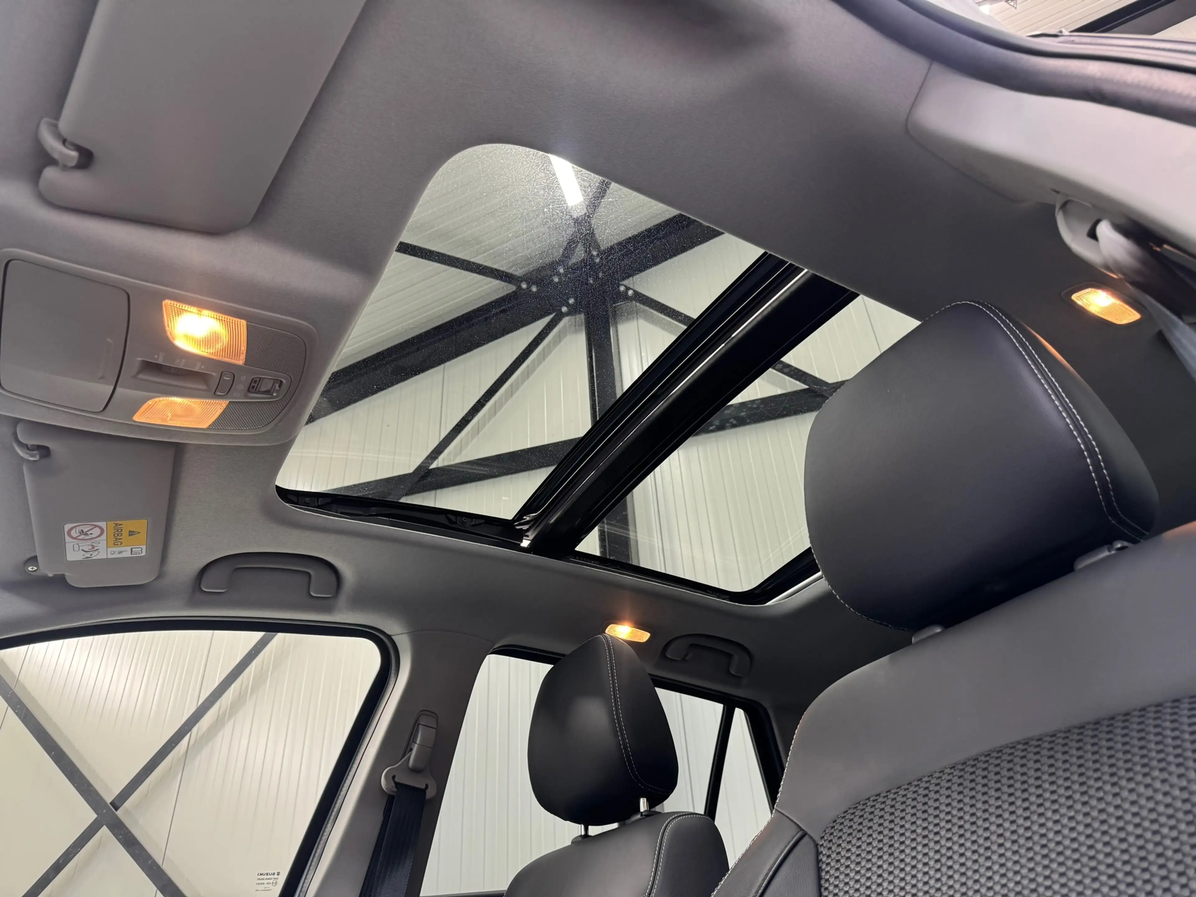 Suzuki S-Cross 1.4 Boosterjet Style Smart Hybrid |Led|Carplay|Tre — photo 32