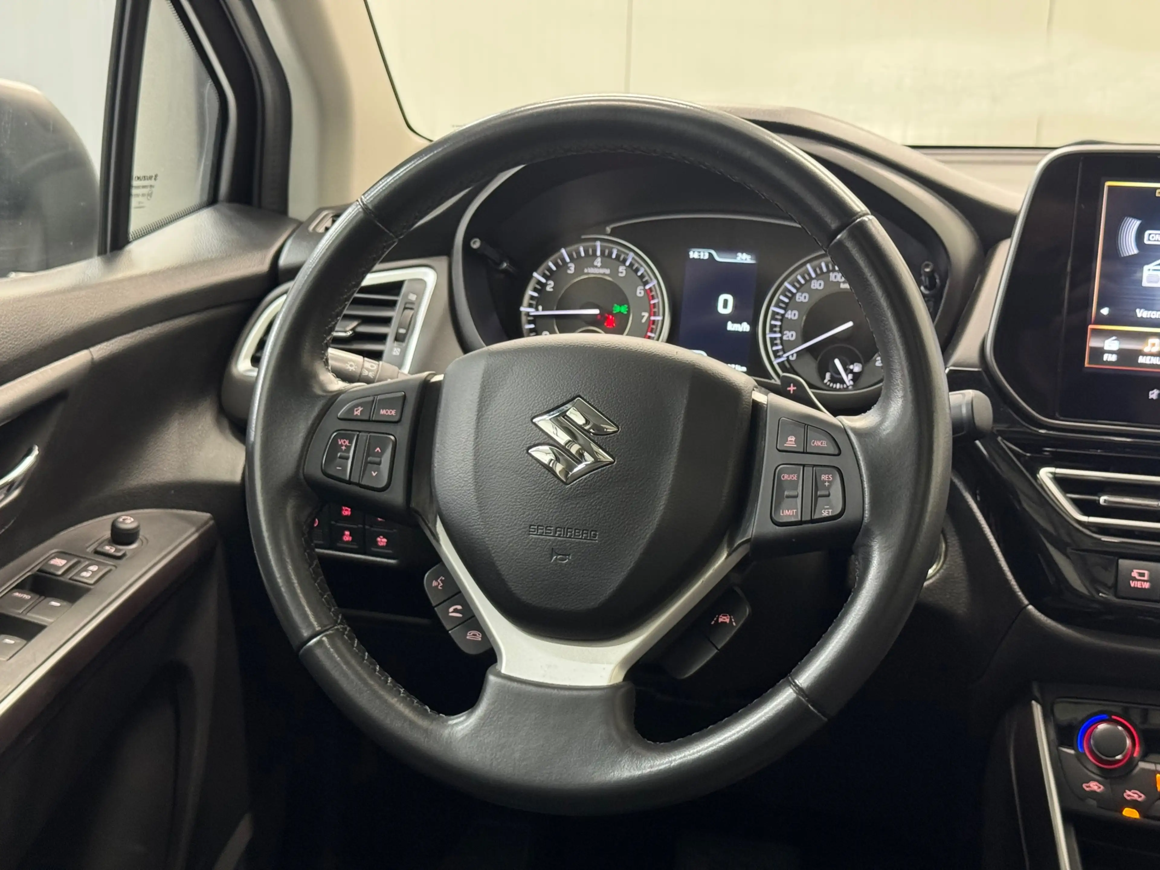 Suzuki S-Cross 1.4 Boosterjet Style Smart Hybrid |Led|Carplay|Tre — photo 10