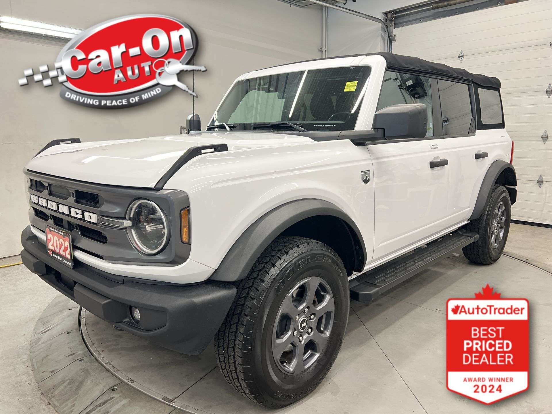 White 2022 Ford Bronco SUV / Crossover Four-Wheel Drive Automatic