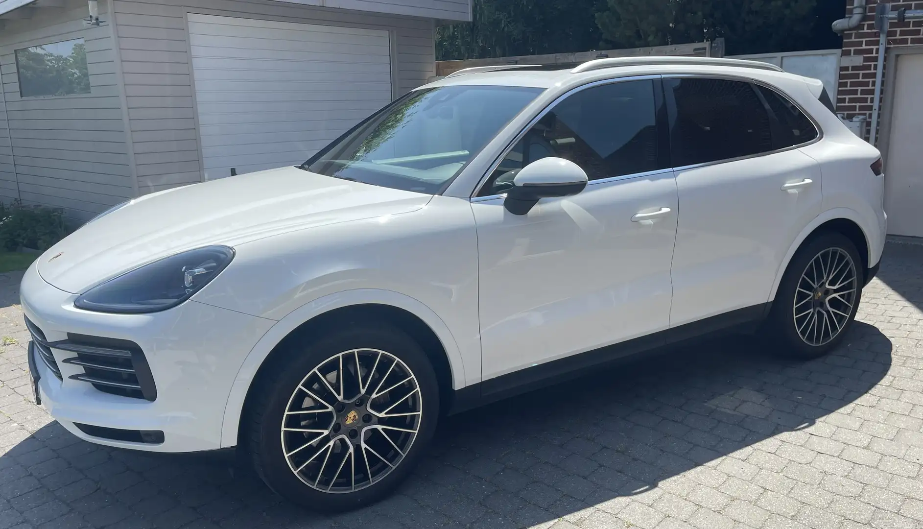 Porsche Cayenne 3.0 Turbo V6 Tiptronic S/ Toit Pano/ j.Alu 21” Blanc - 1