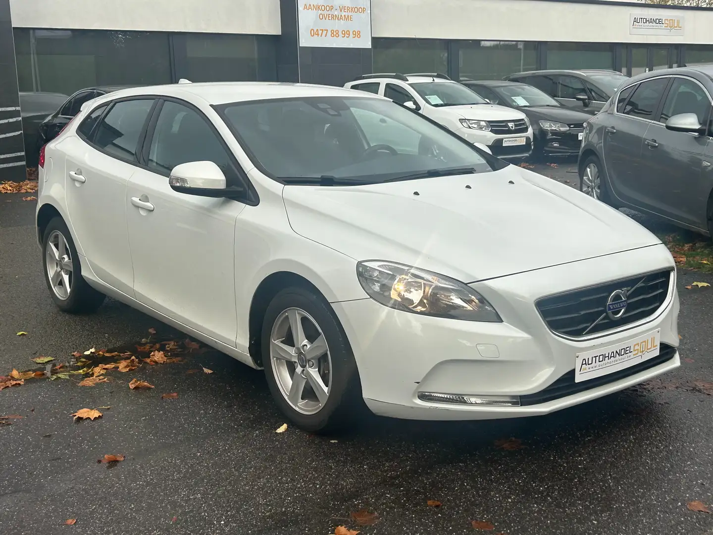 Volvo V40 2.0D, 2016, 136.335km, Automaat, EURO 6b, EXPORT Blanc - 2