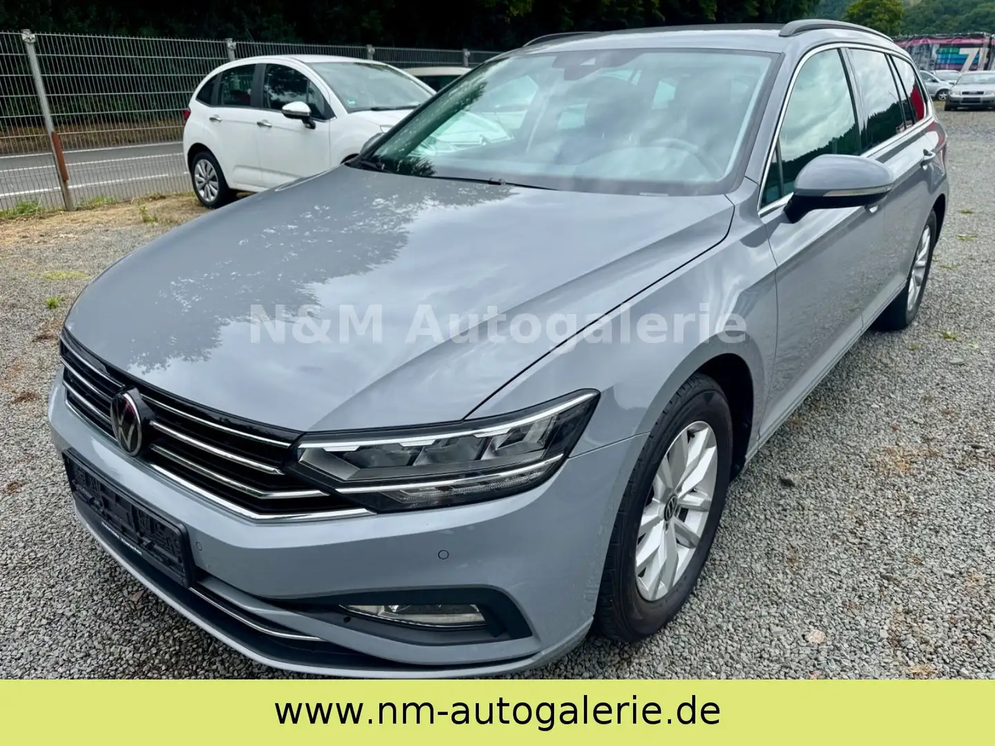 Volkswagen Passat Variant Business*1.Hand*Automatik*Tüv Neu Gris - 1