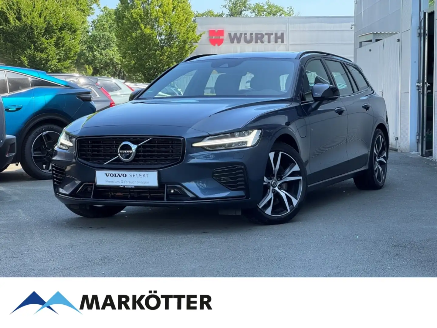 Volvo V60 T6 AWD Plus Dark Recharge ACC/AHK/PANO/360° Bleu - 1