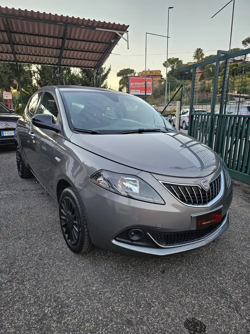 Lancia Ypsilon Ypsilon III 2021 1.0 firefly hybrid Silver Grigio - 1