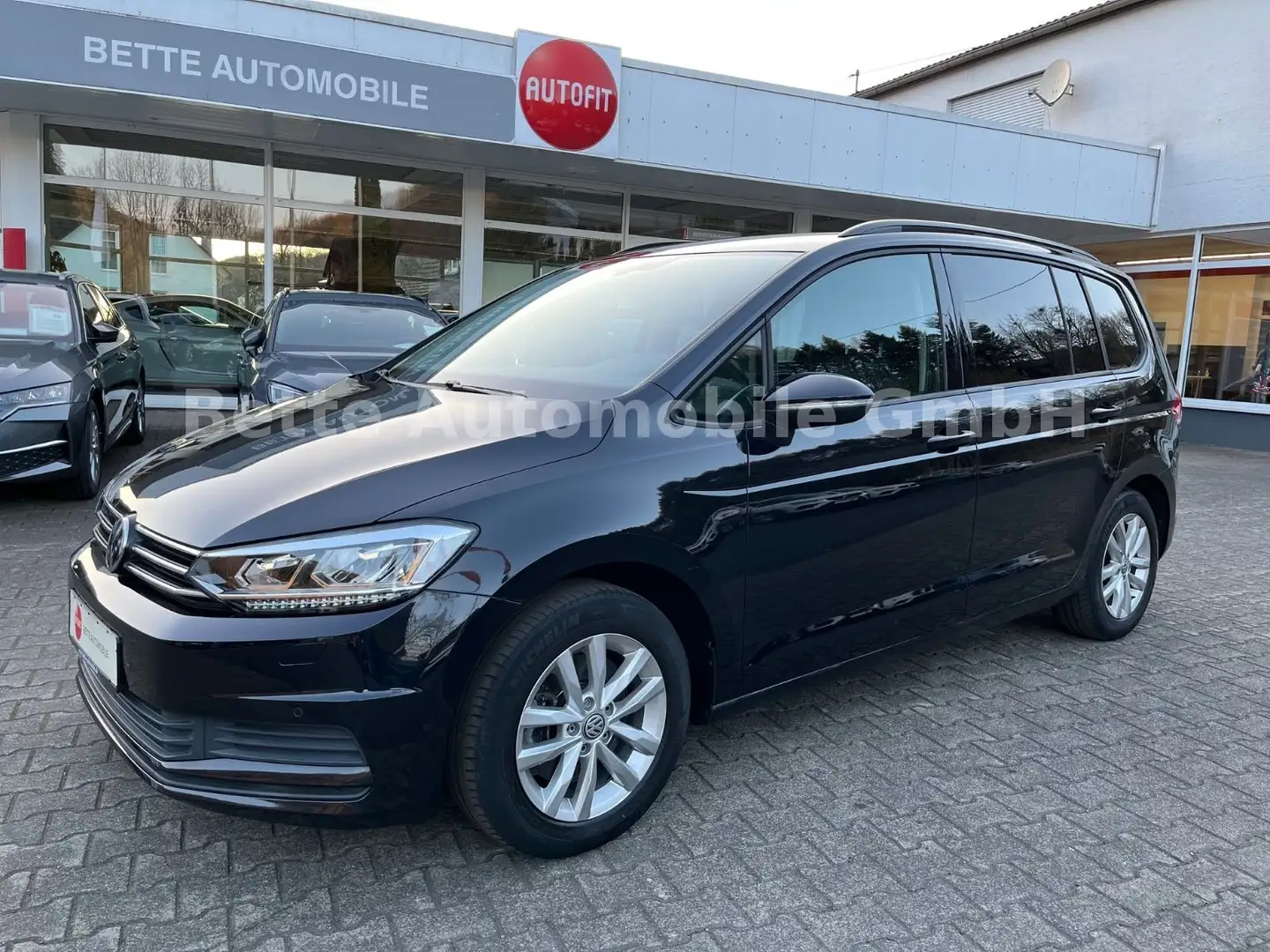 Volkswagen Touran 1.4 TSI Comfortline*NAVI*LED*ACC*7-SITZE Schwarz - 1