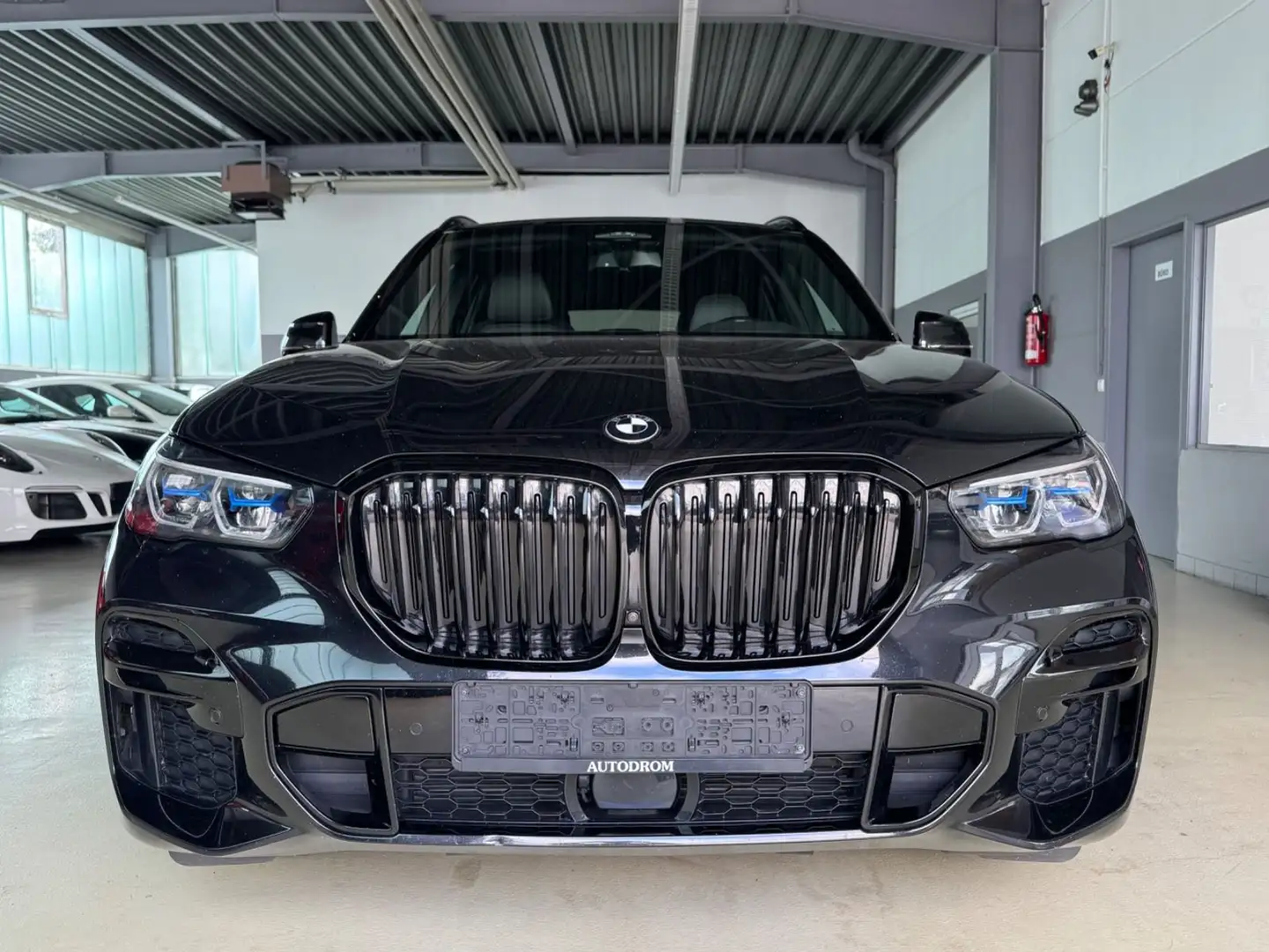 BMW X5 xDrive 30 d M Sport 7-Sitzer+ Vollausstattung Noir - 2
