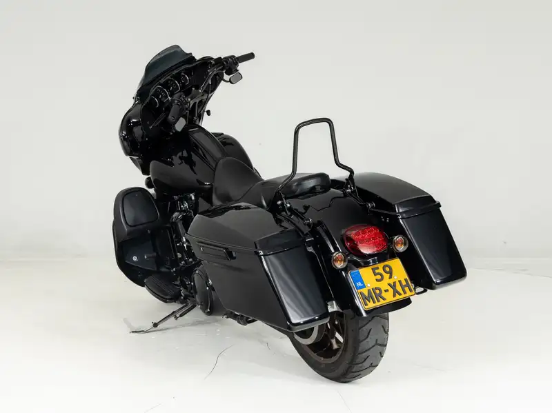 Harley-Davidson Street Glide - foto 4