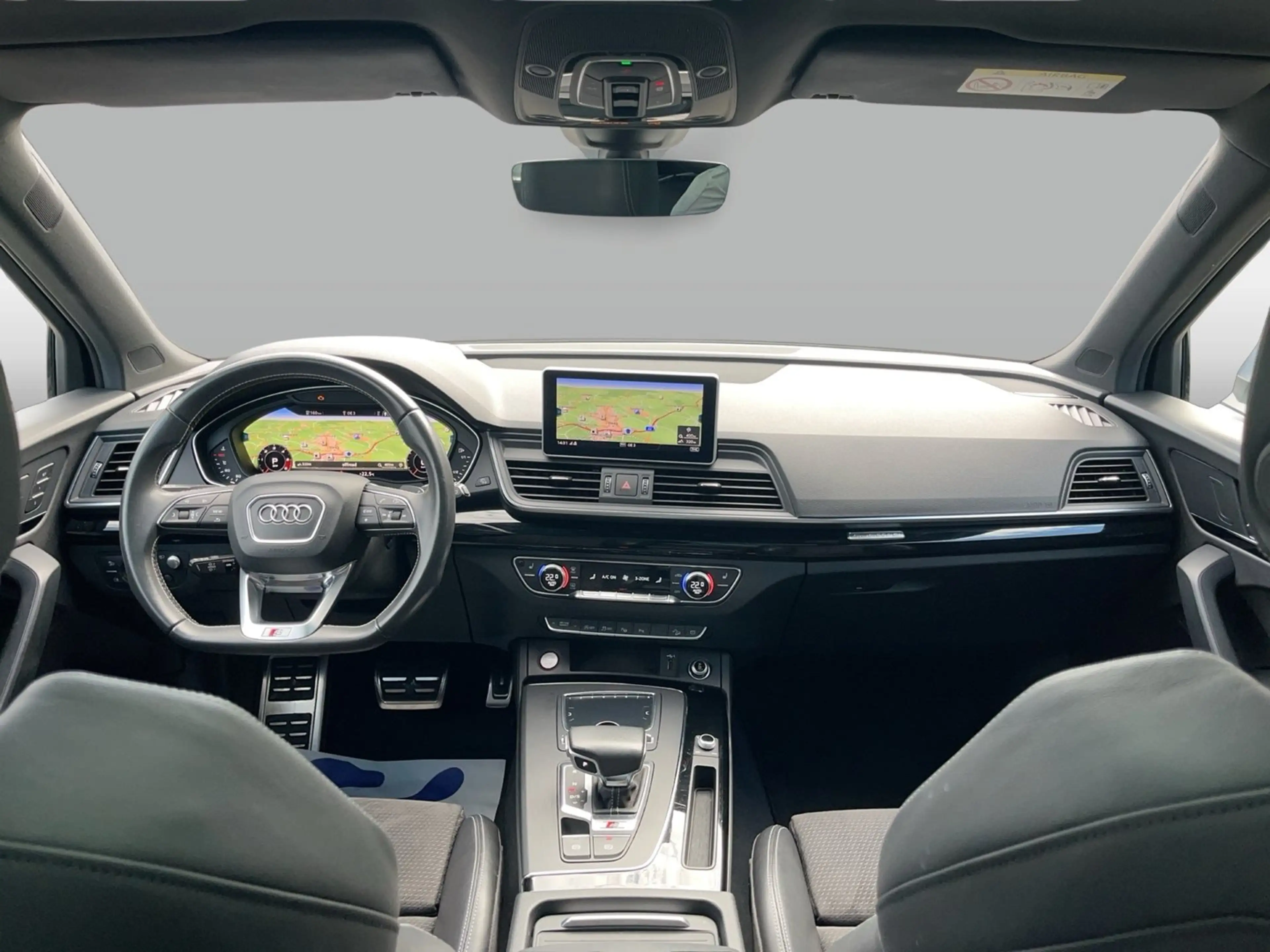 Audi SQ5 TDI quattro — photo 11