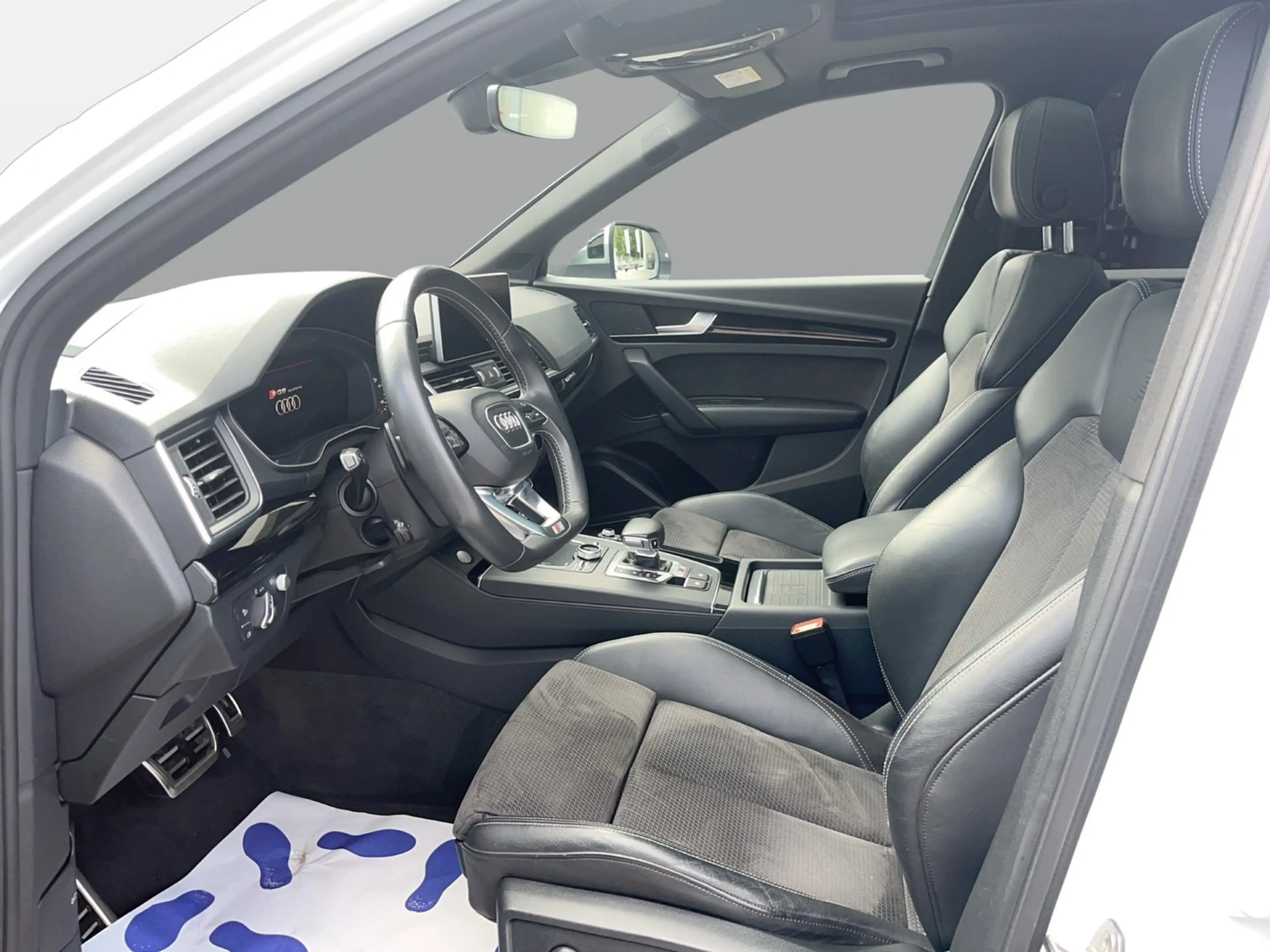 Audi SQ5 TDI quattro — photo 9