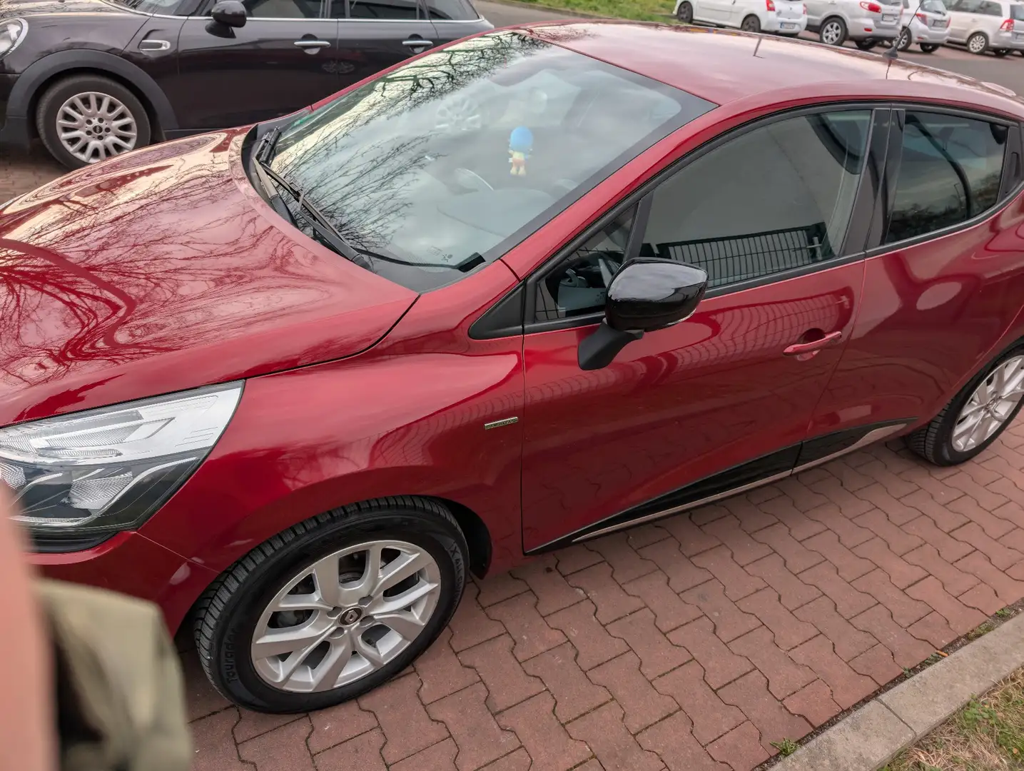 Renault Clio Limited - 1