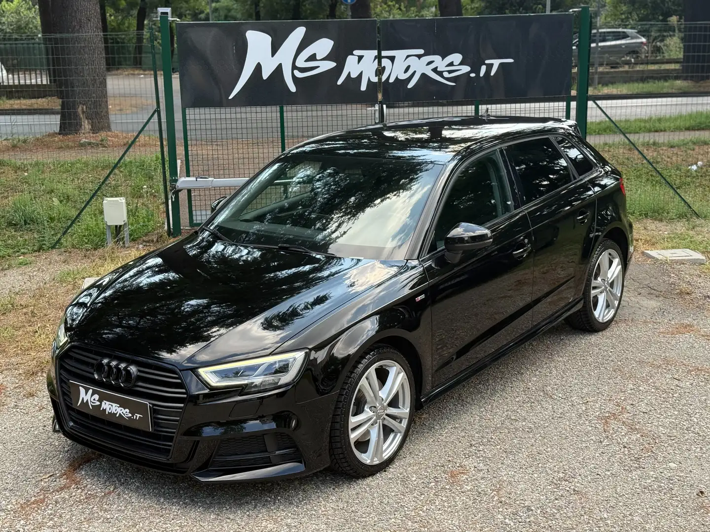 Audi A3 Sportback 35 2.0 tdi S line Edition s-tronic Nero - 2