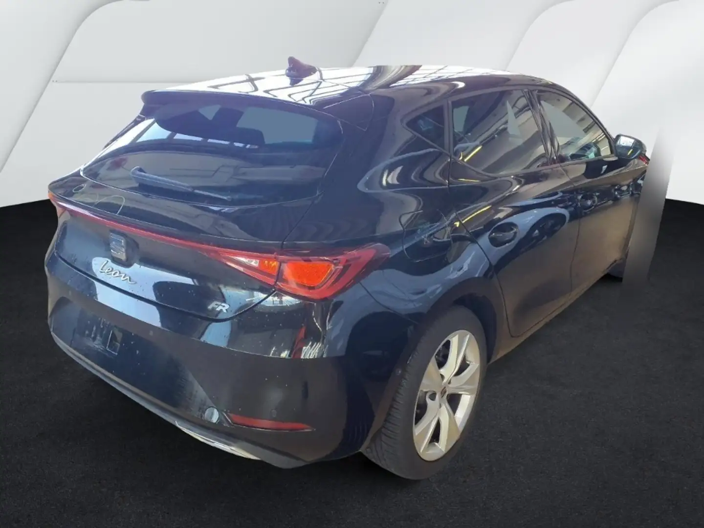 SEAT Leon 1.5 eTSI DSG FR ab 199 EUR,- 990,- Anz. NAVI LED K Schwarz - 2