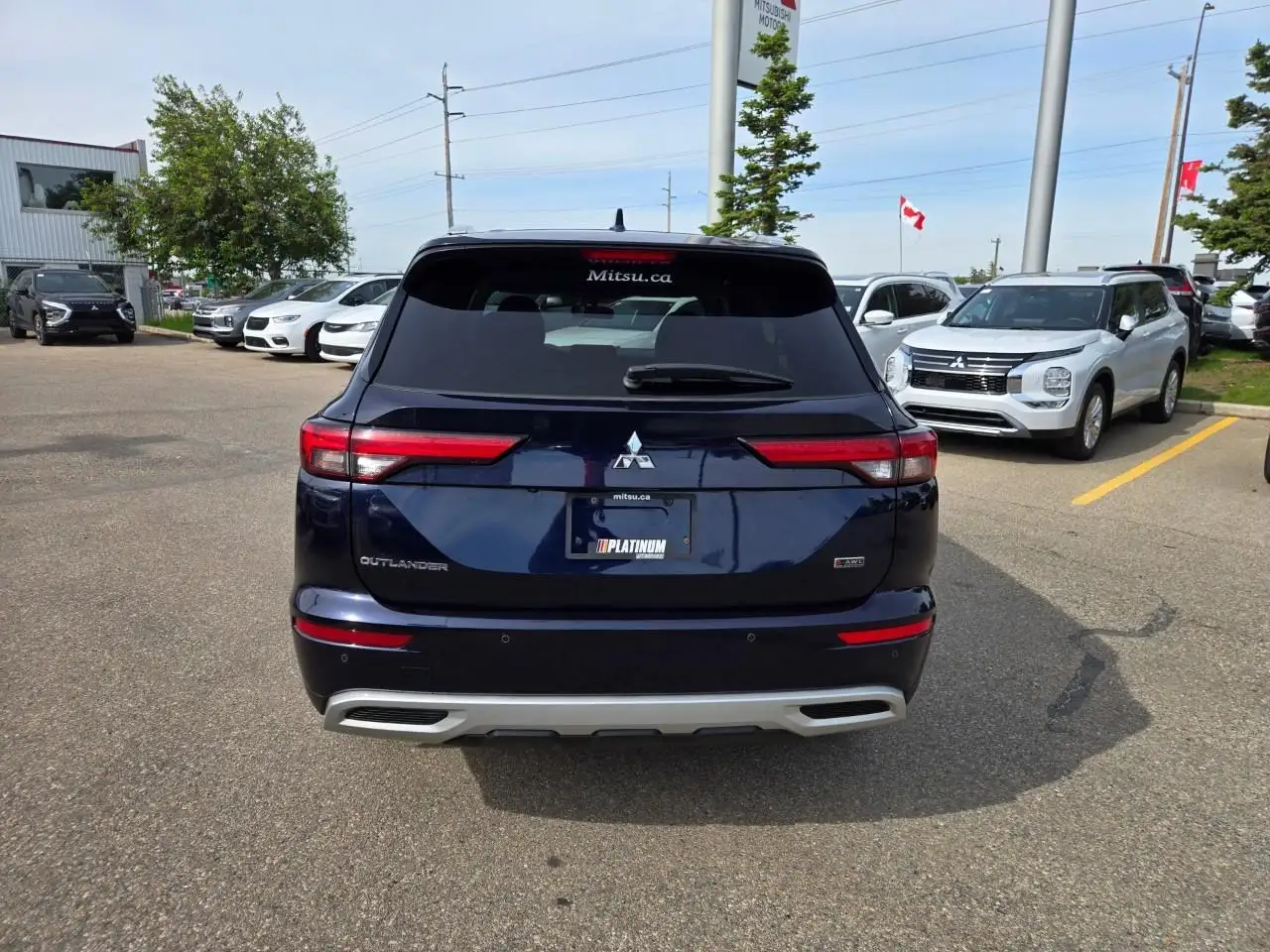 Mitsubishi Outlander снимка Mitsubishi Outlander
