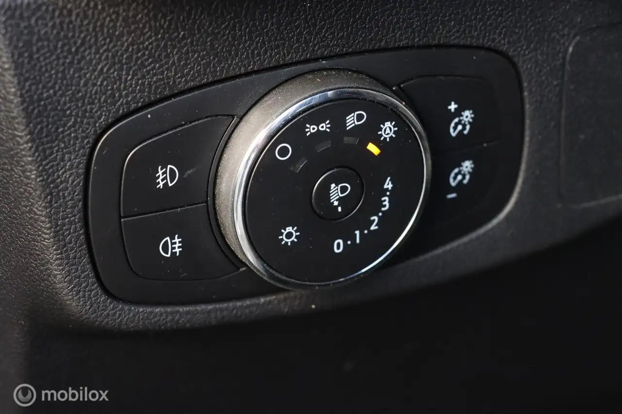 Ford Focus 1.0 EcoBoost ST-Line LED STOEL & STUURVERM. CRUISE, миниатюра 21