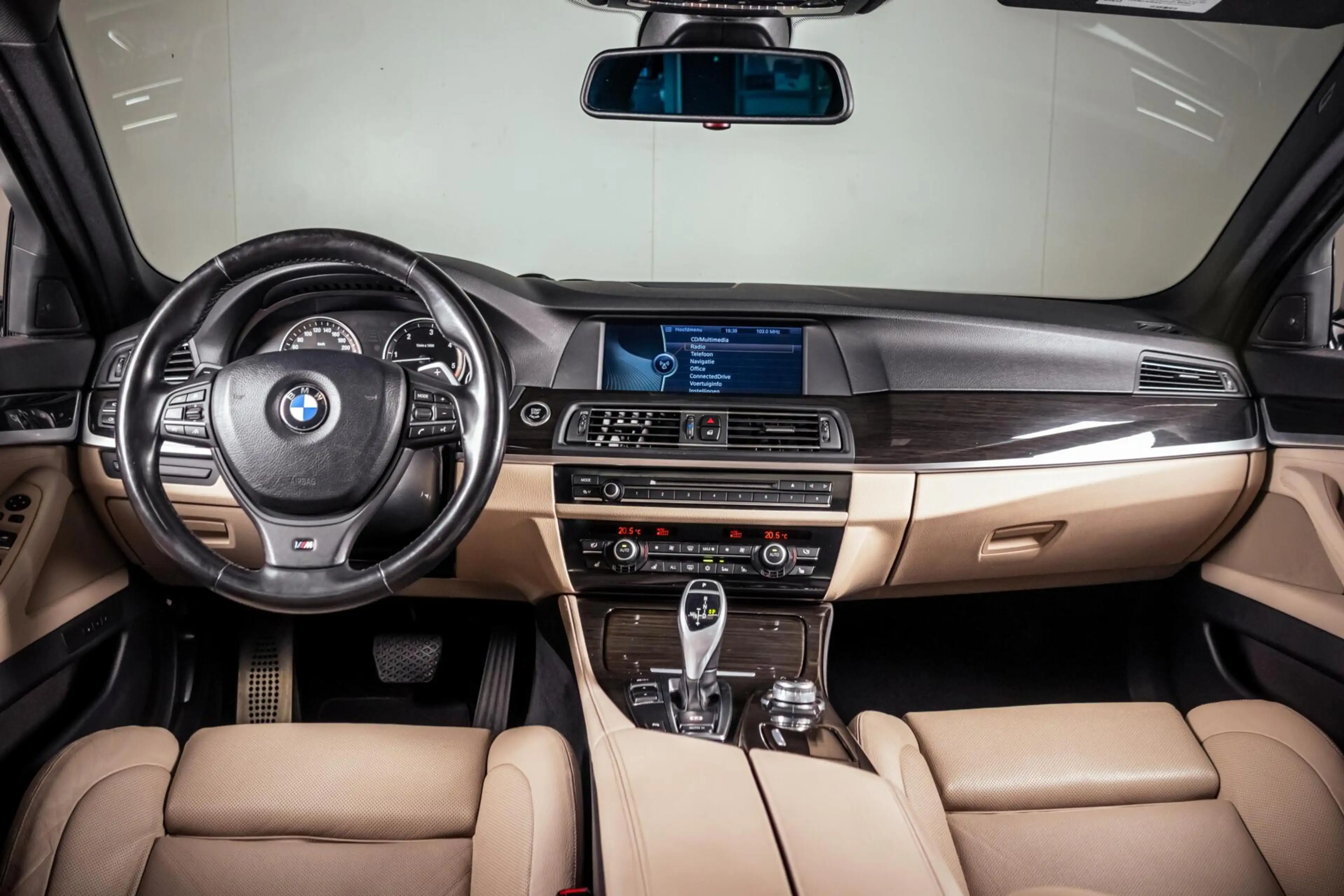 BMW 535 5-serie 535d M-Sport|4WS|Pano|Softclose|ACC|HUD|Ve — photo 15