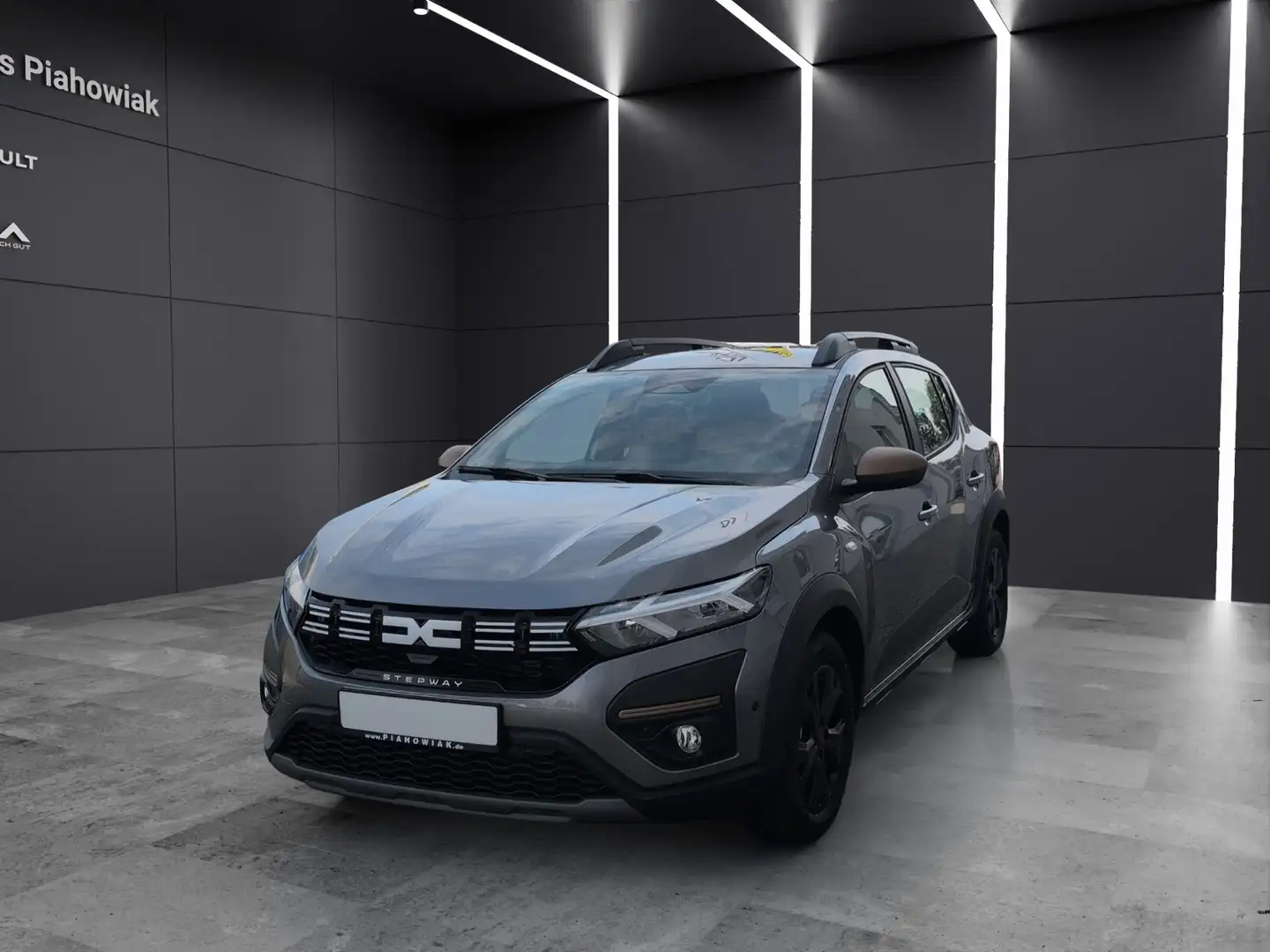 Dacia Sandero Stepway Extreme TCe 90 CVT Automatik Sitzheizung Navi Rückfahrkamera Gris - 1