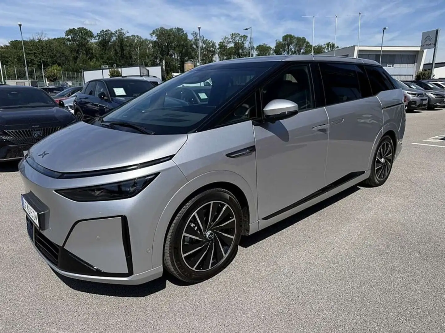 Xpeng X9 X9 XPENG X9 FWD Long Range Silber - 2