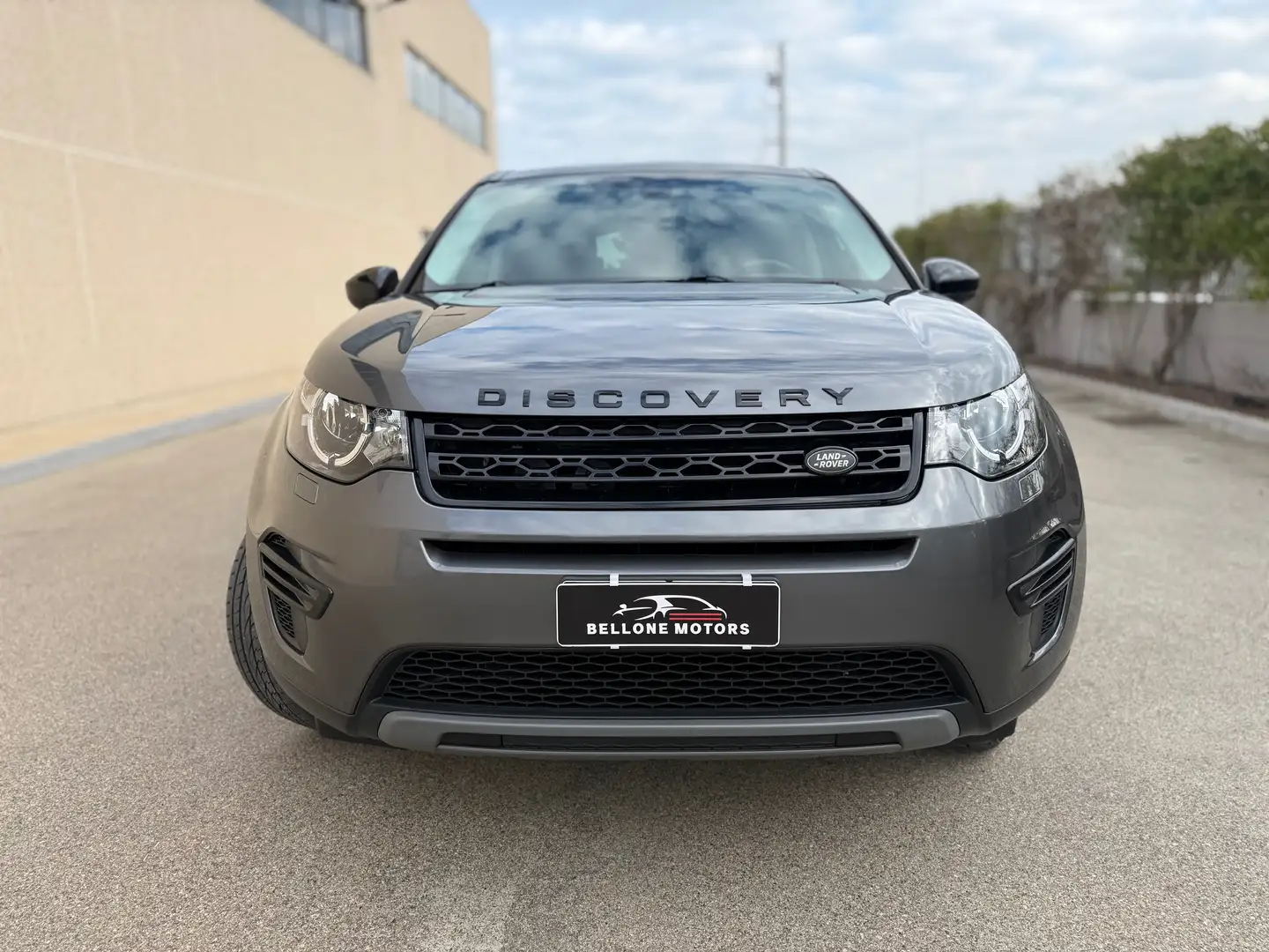 Land Rover Discovery Sport 2.0 td4 HSE Luxury awd 150cv auto Grigio - 2